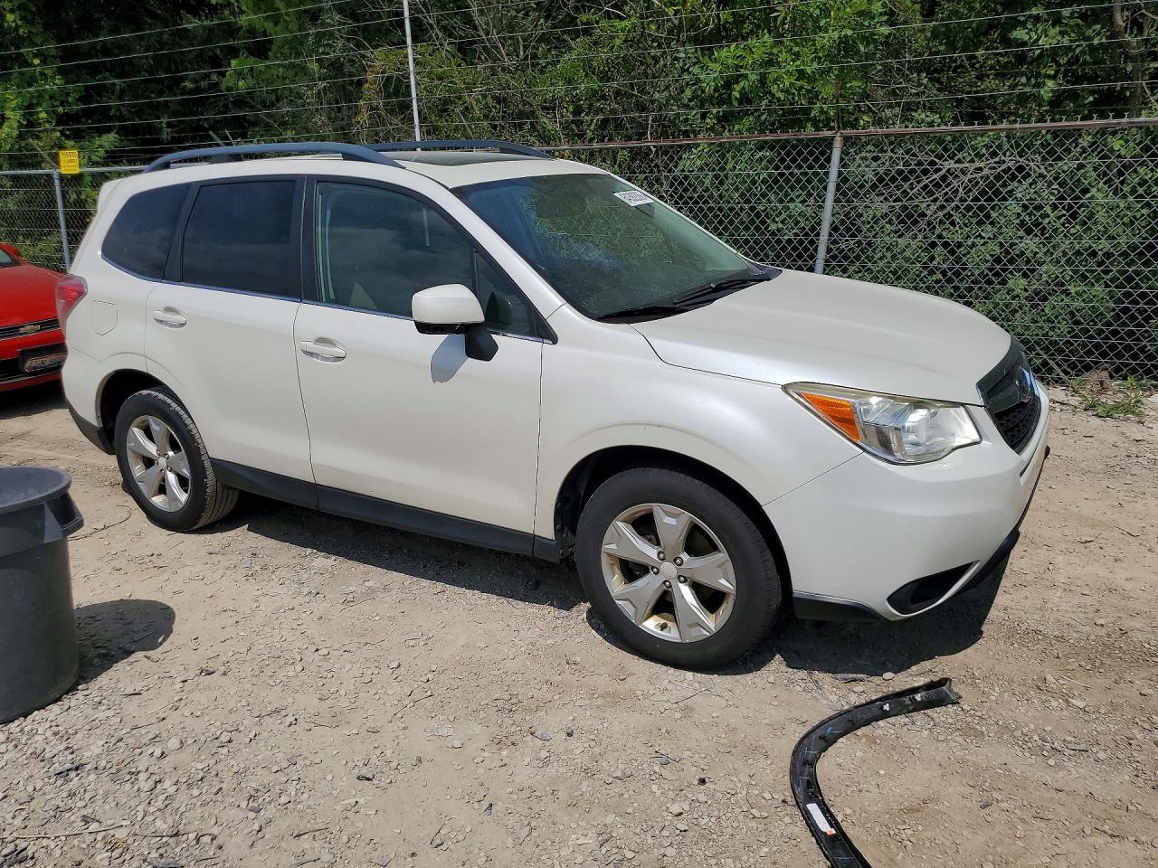2014 Subaru Forester 2.5i Limited White vin: JF2SJAJC9EH442113
