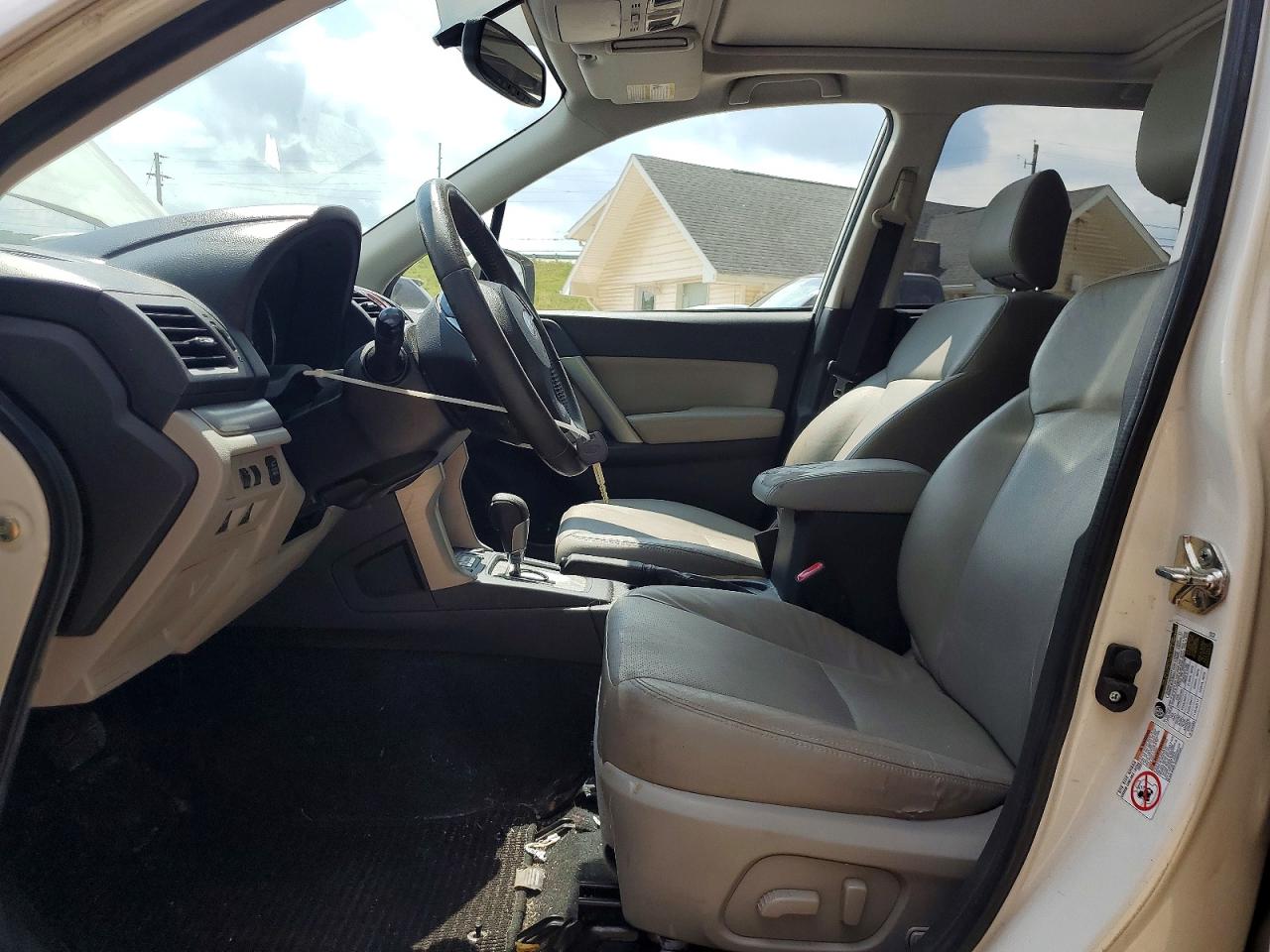 2014 Subaru Forester 2.5i Limited White vin: JF2SJAJC9EH442113