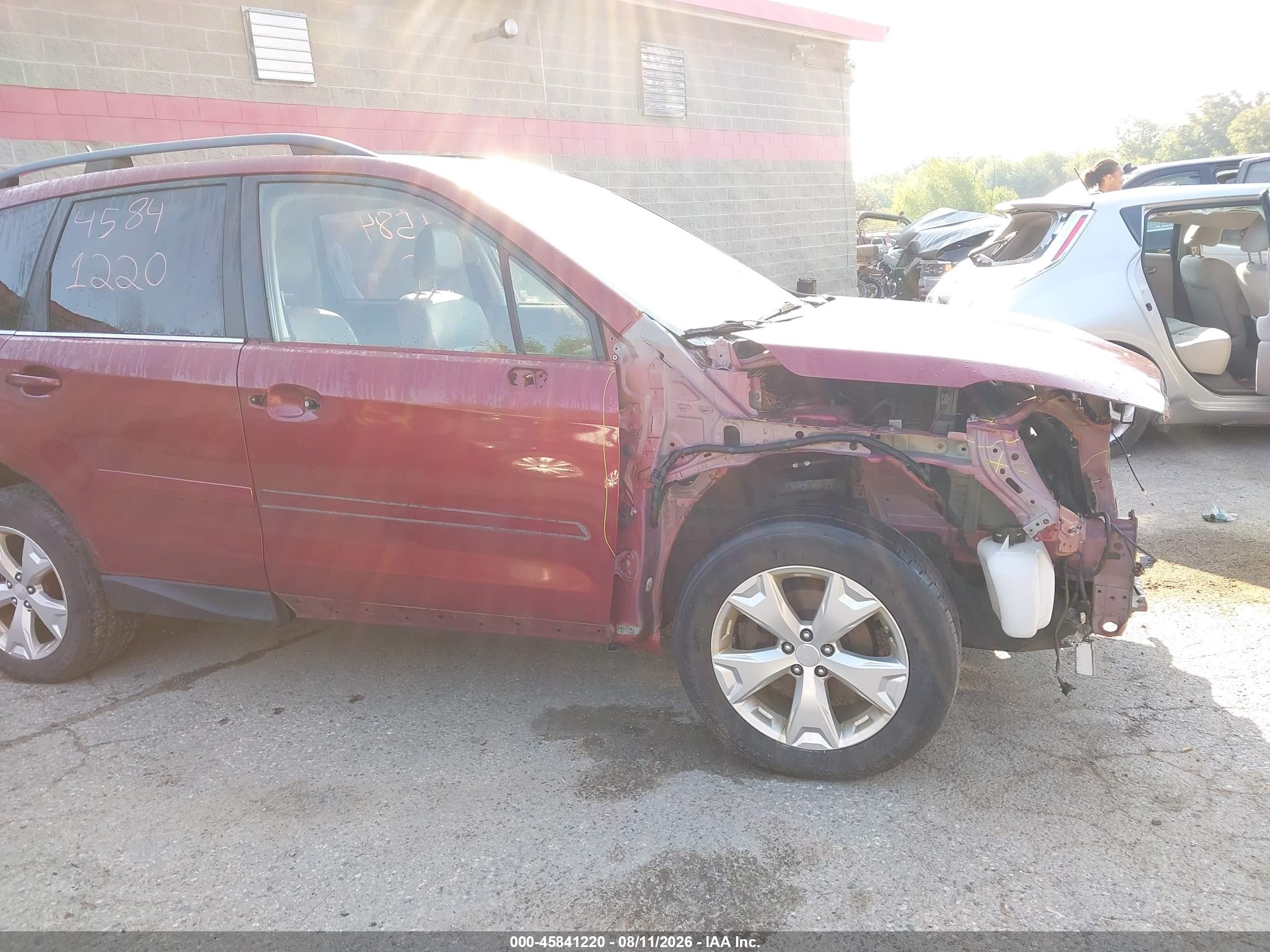 2014 Subaru Forester 2.5i Limited Red vin: JF2SJAJC9EH446209