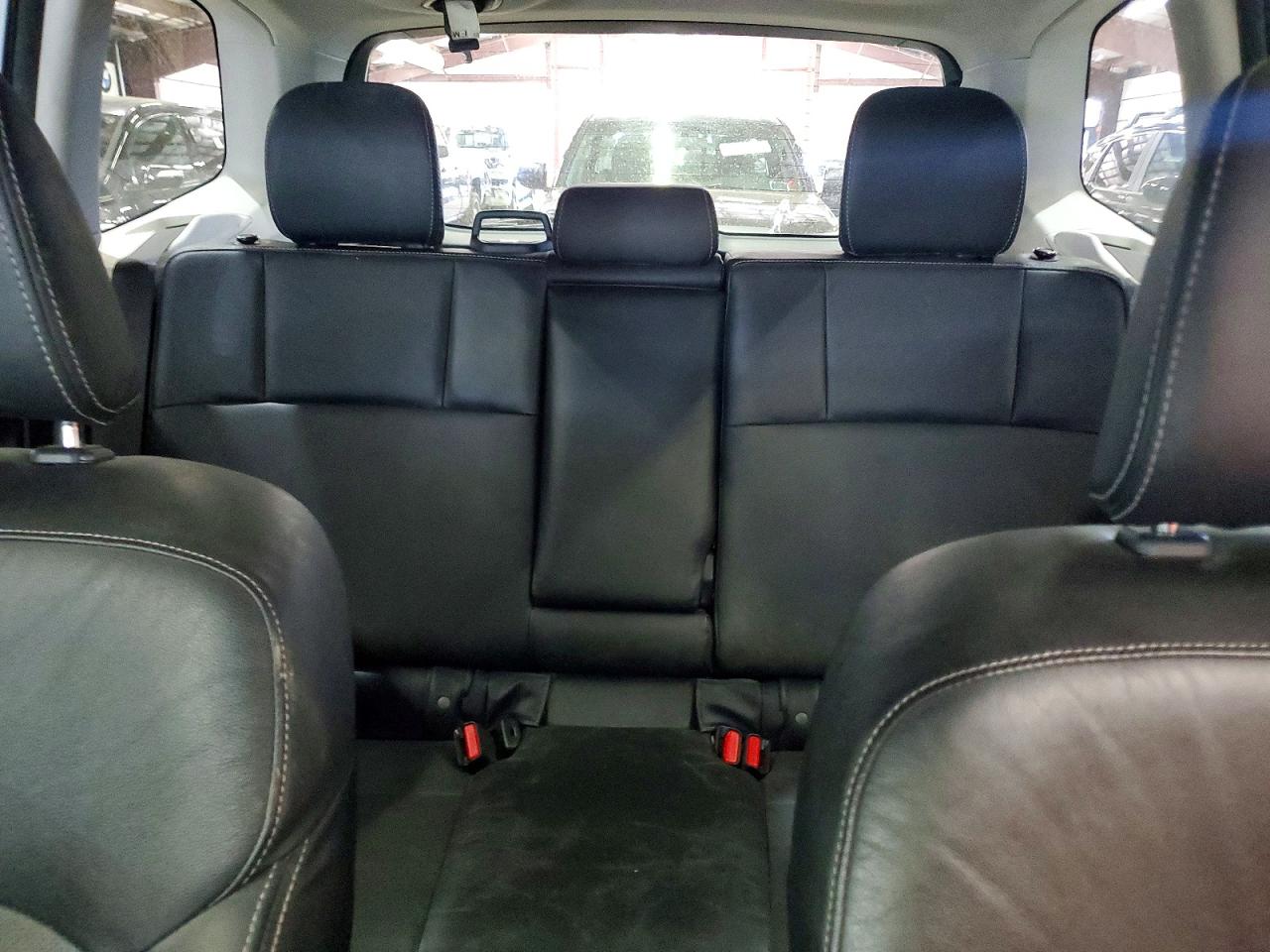 2014 Subaru Forester 2.5i Limited Silver vin: JF2SJAJC9EH460272