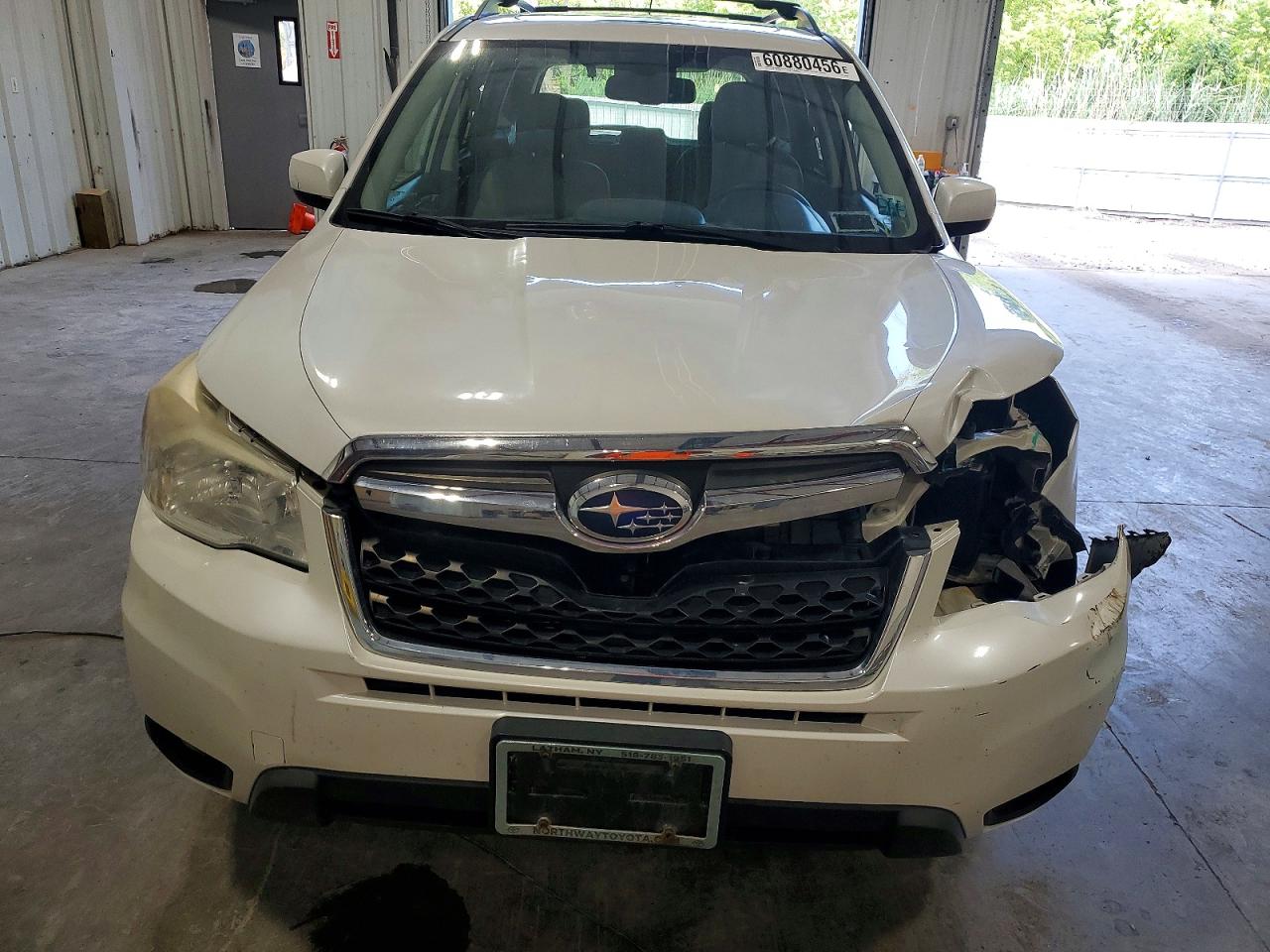 2014 Subaru Forester 2.5i Limited White vin: JF2SJAJC9EH524195
