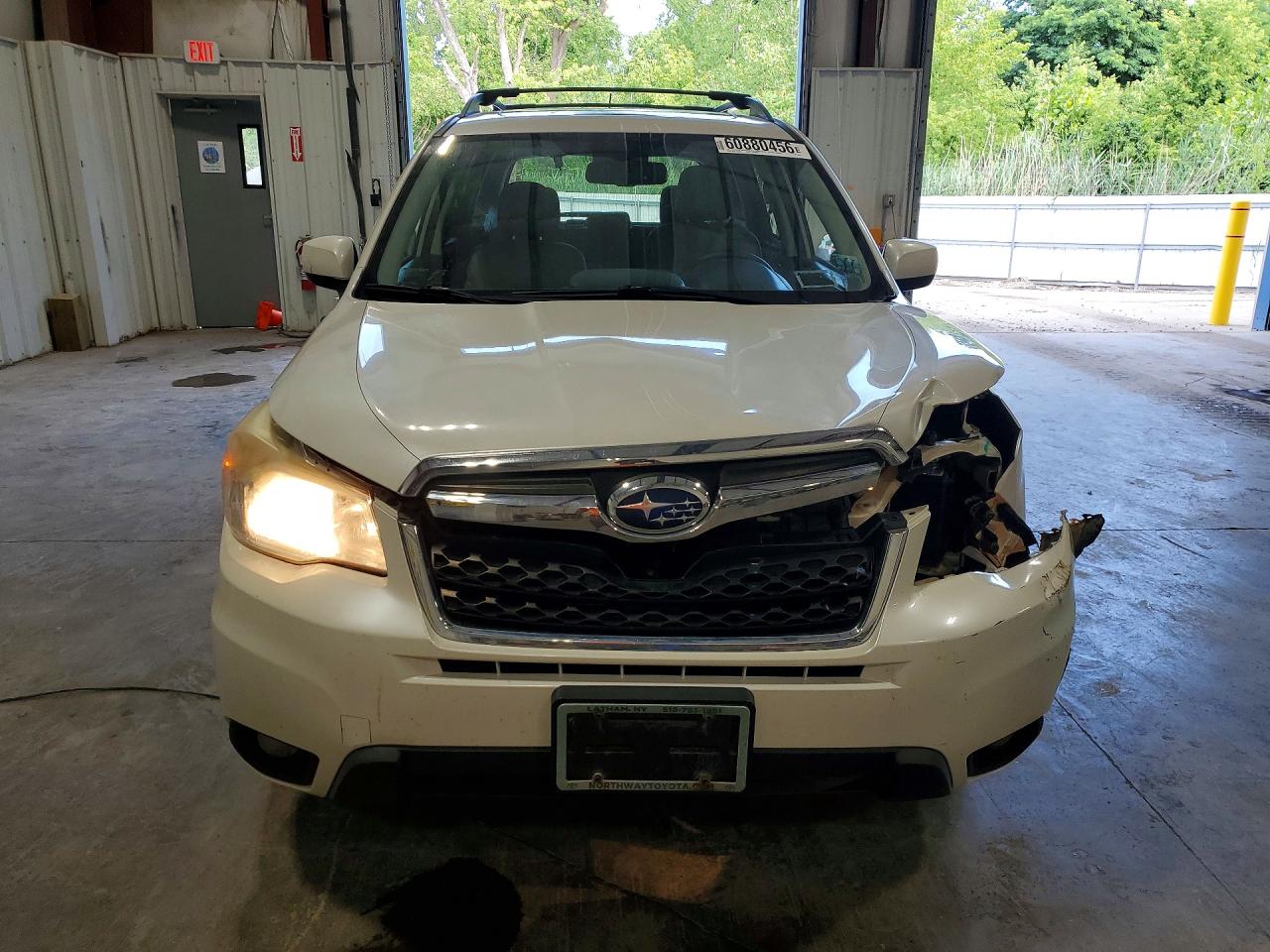 2014 Subaru Forester 2.5i Limited White vin: JF2SJAJC9EH524195