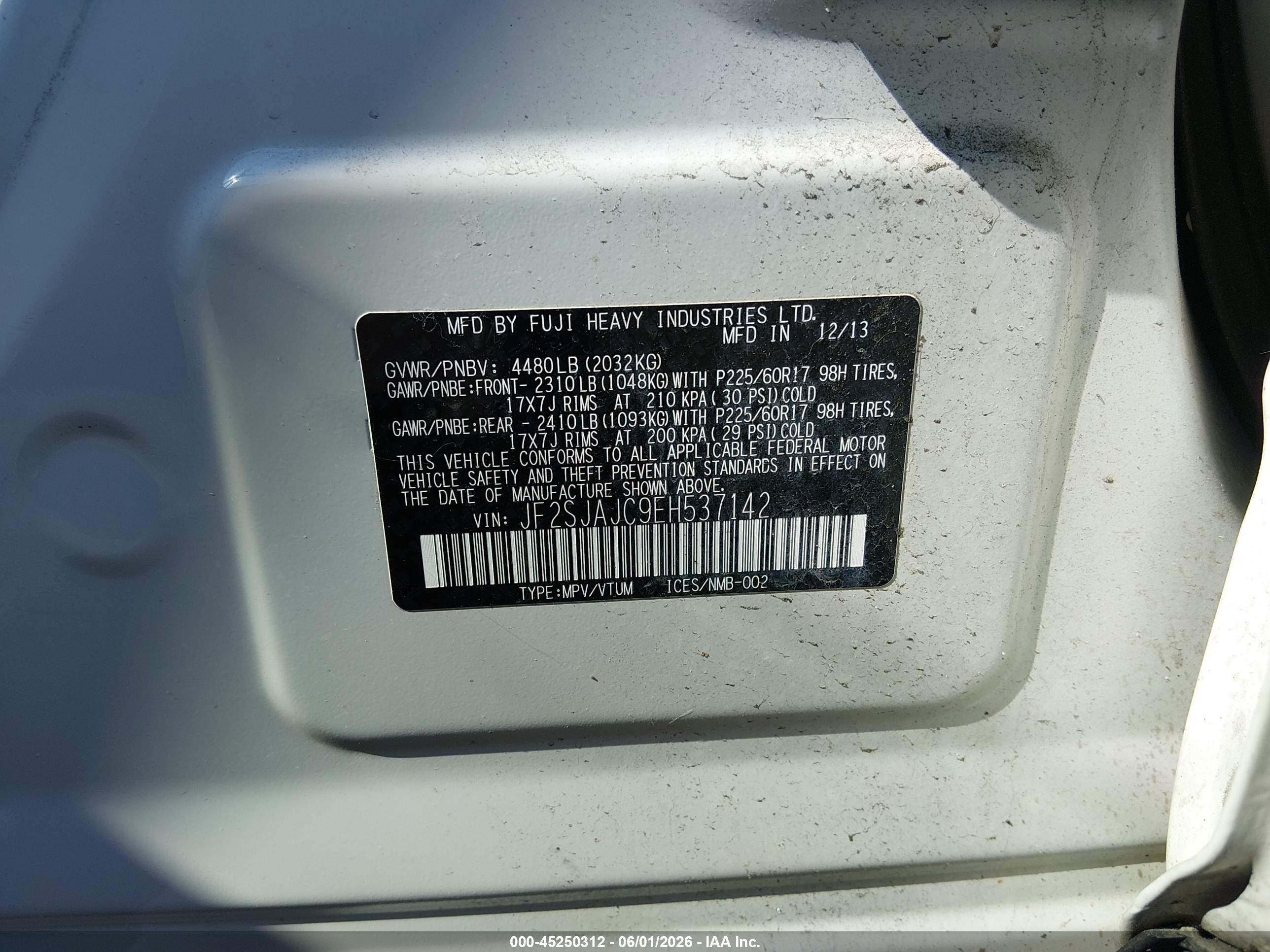 2014 Subaru Forester 2.5i Limited White vin: JF2SJAJC9EH537142