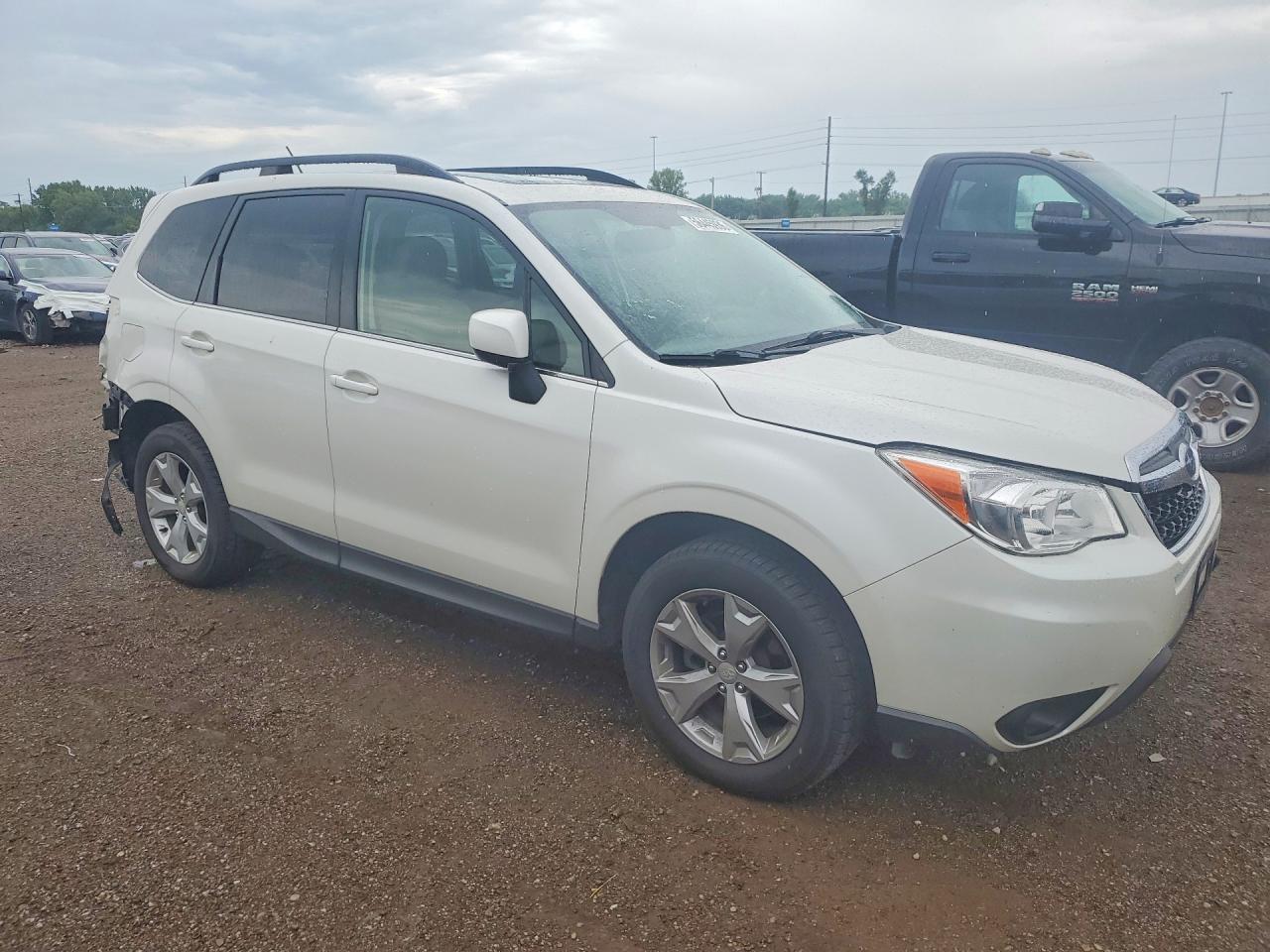 2014 Subaru Forester 2.5i Limited White vin: JF2SJAJCXEH435557