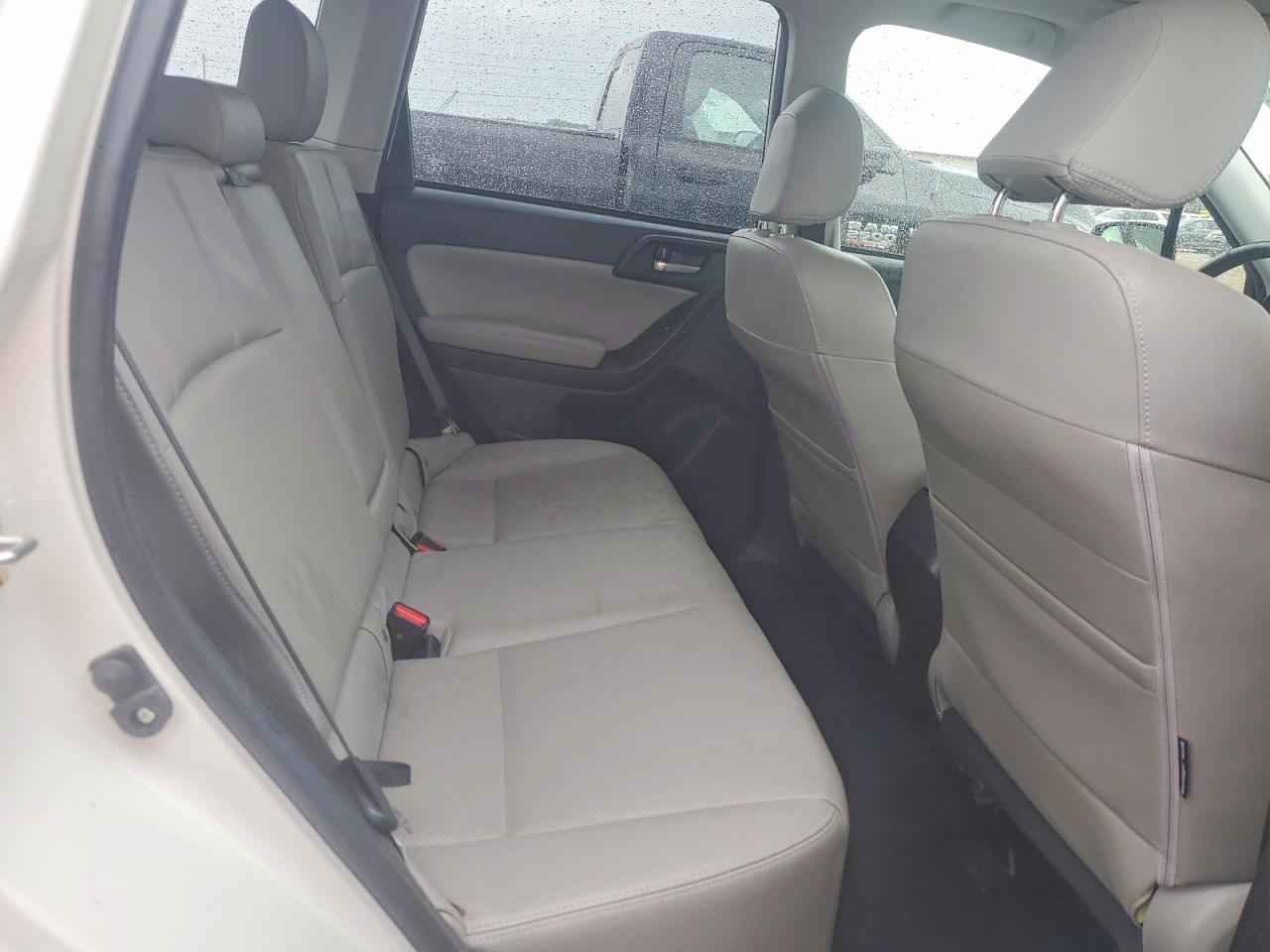2014 Subaru Forester 2.5i Limited White vin: JF2SJAJCXEH435557