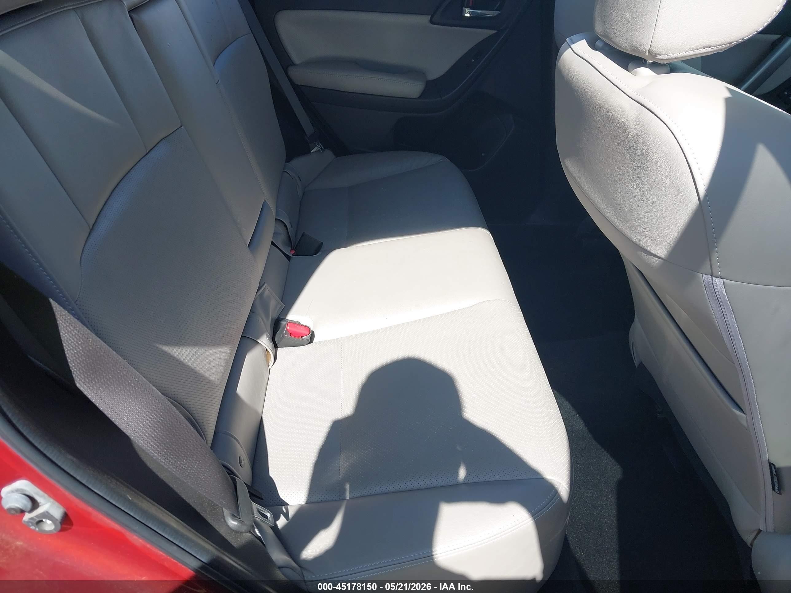 2014 Subaru Forester 2.5i Limited Red vin: JF2SJAJCXEH453993