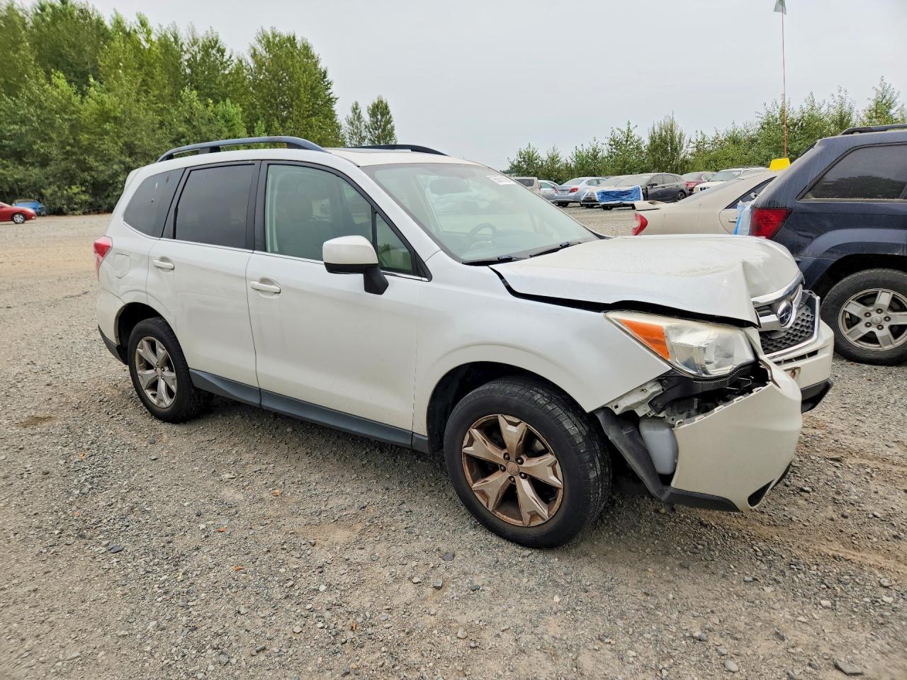 2014 Subaru Forester 2.5i Limited White vin: JF2SJAJCXEH547050