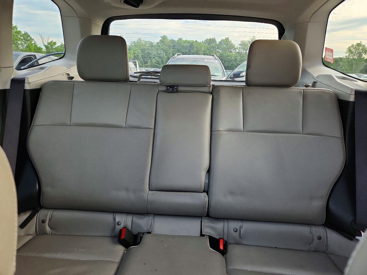 2015 Subaru Forester 2.5i Limited White vin: JF2SJAKC0FH505213