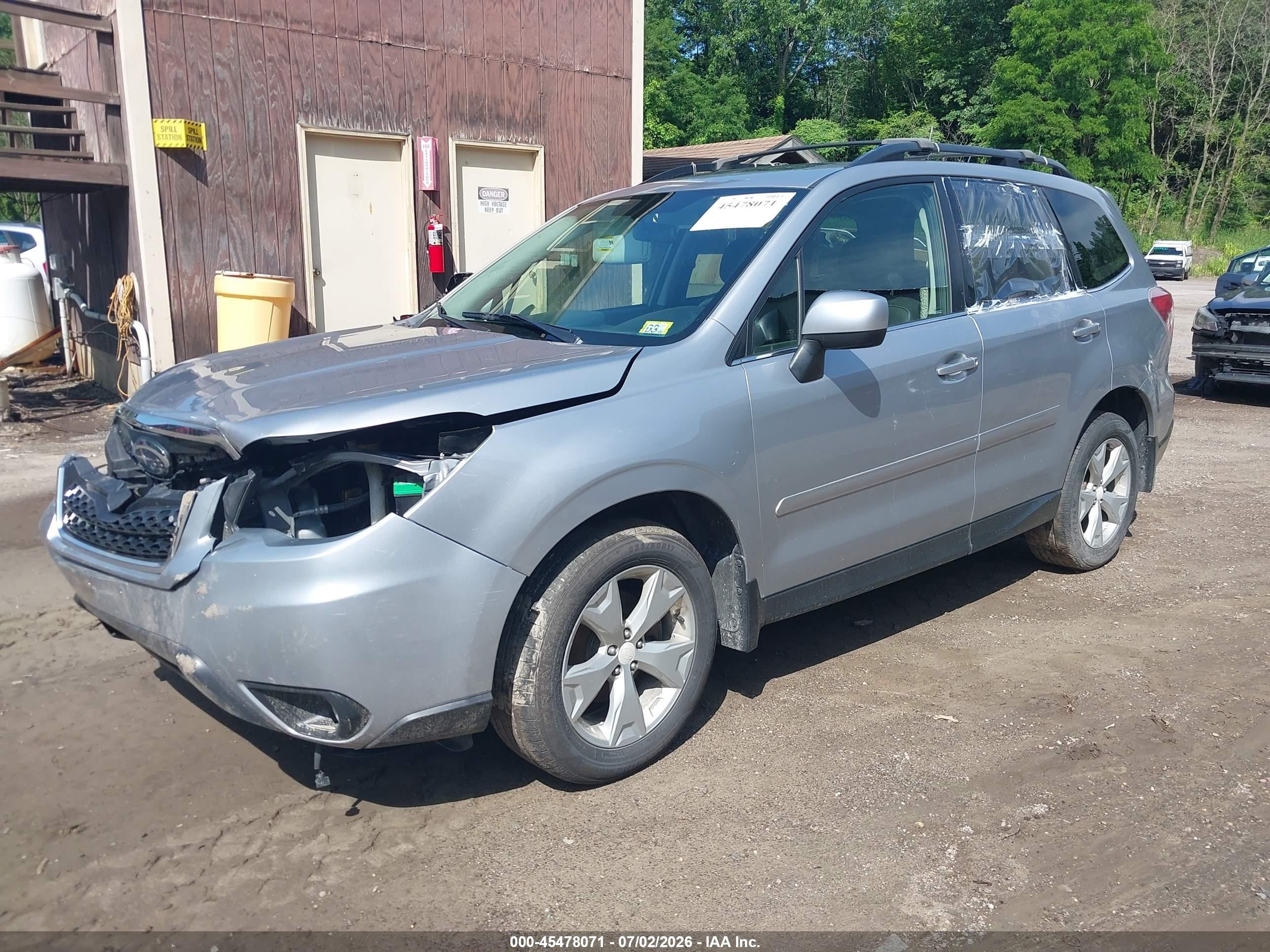 2015 Subaru Forester 2.5i Limited Silver vin: JF2SJAKC0FH510198