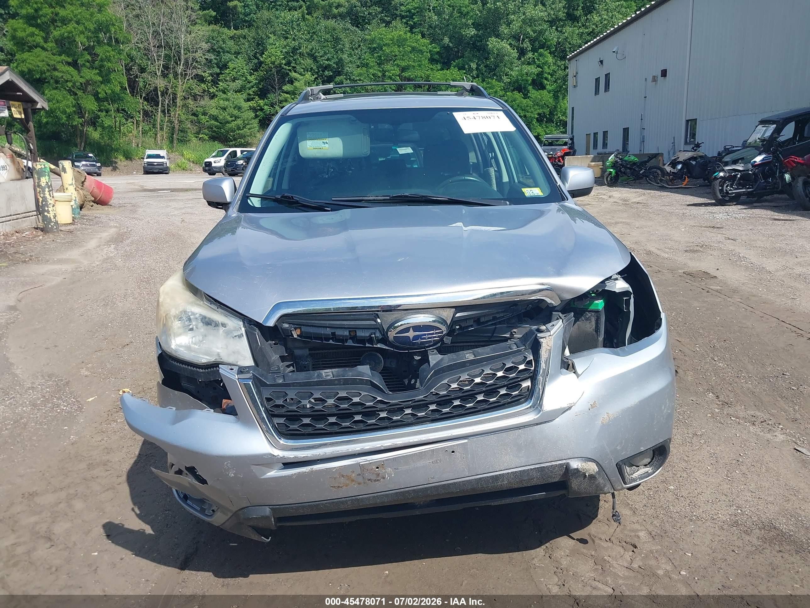 2015 Subaru Forester 2.5i Limited Silver vin: JF2SJAKC0FH510198