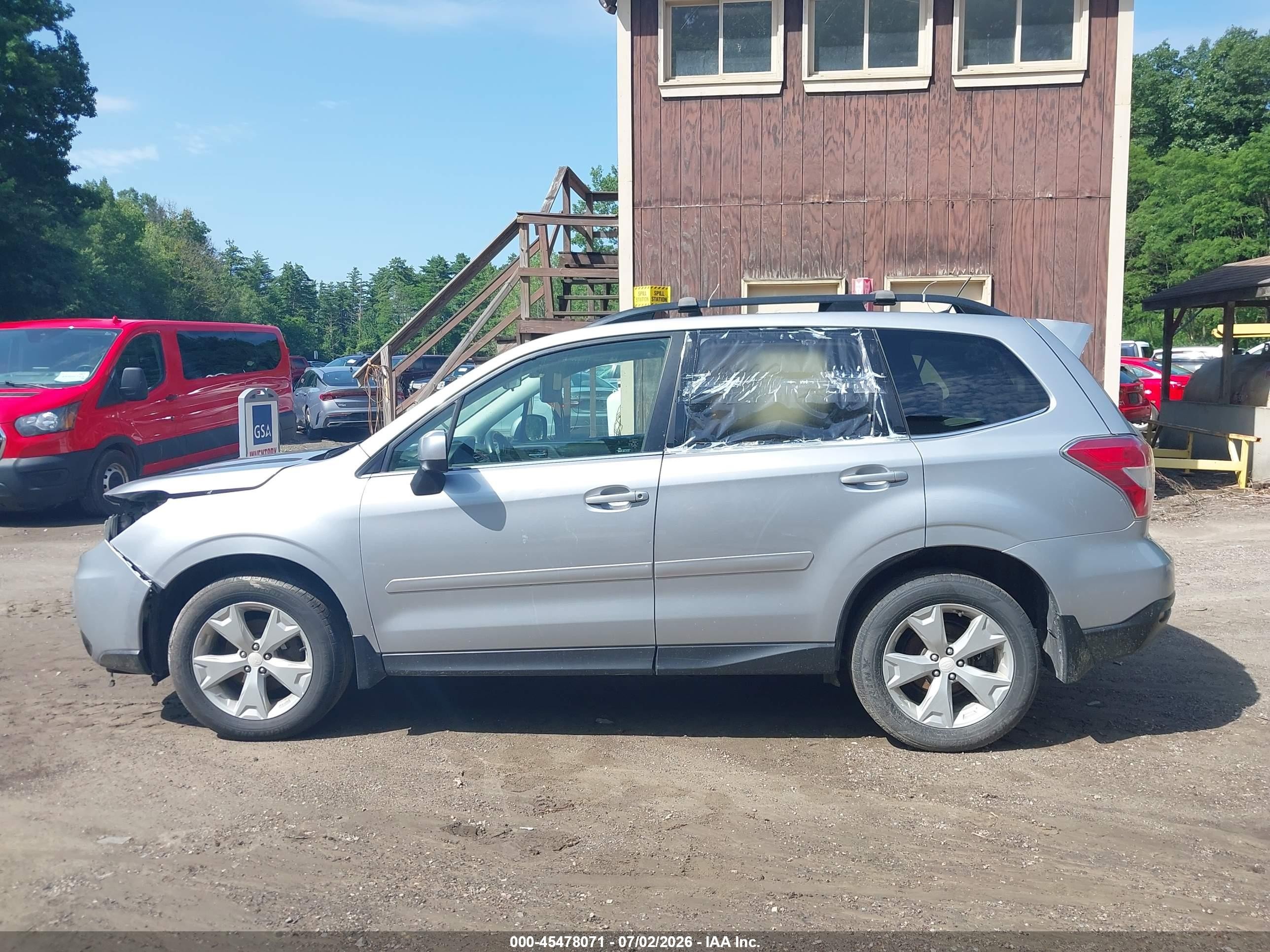 2015 Subaru Forester 2.5i Limited Silver vin: JF2SJAKC0FH510198