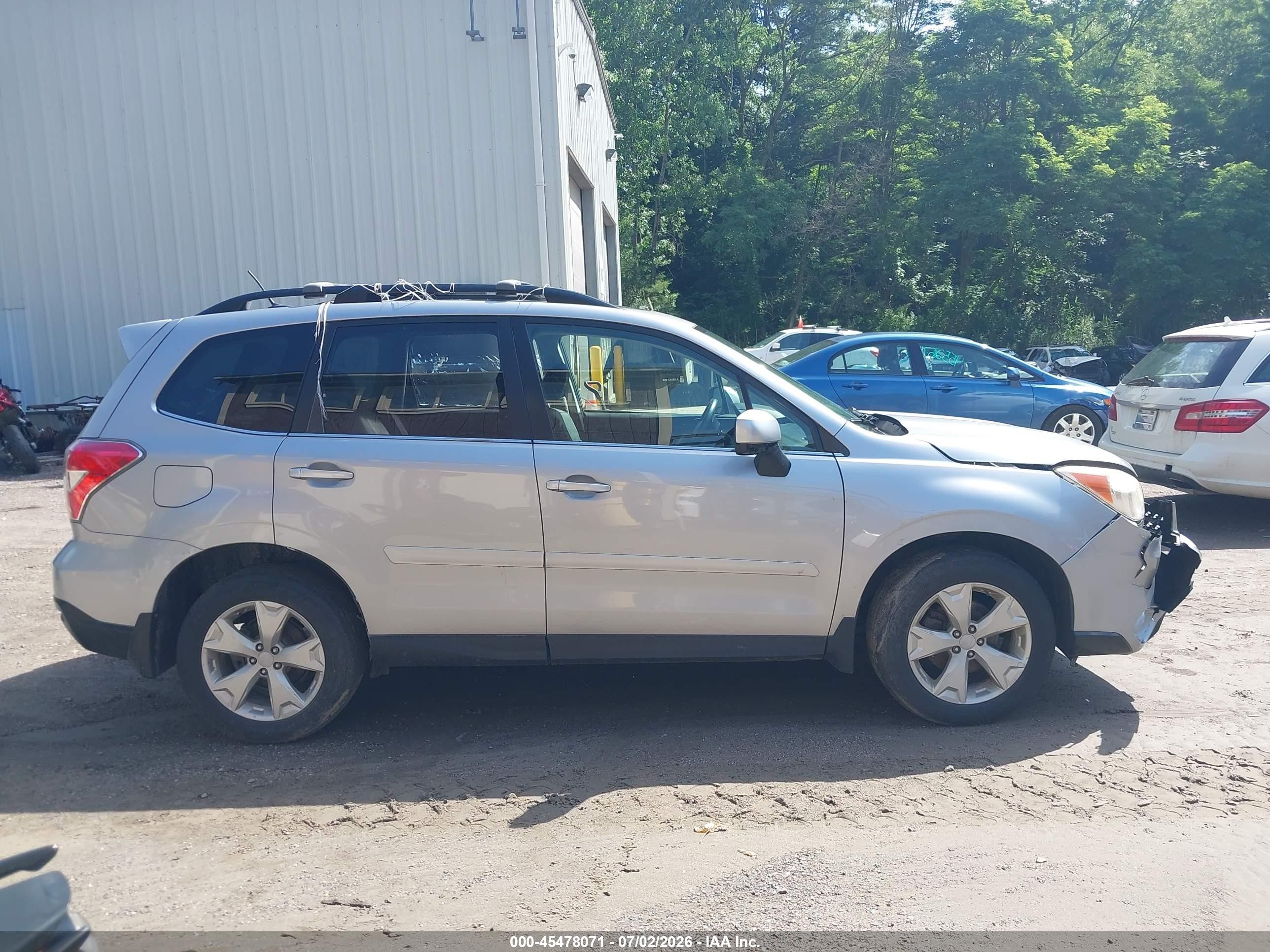 2015 Subaru Forester 2.5i Limited Silver vin: JF2SJAKC0FH510198