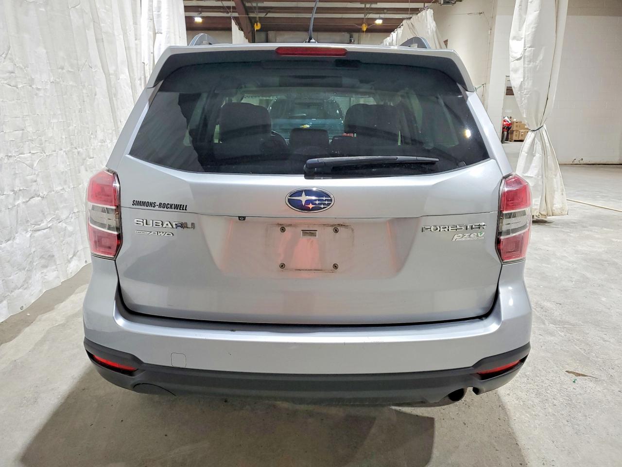 2015 Subaru Forester 2.5i Limited Silver vin: JF2SJAKC1FH464946