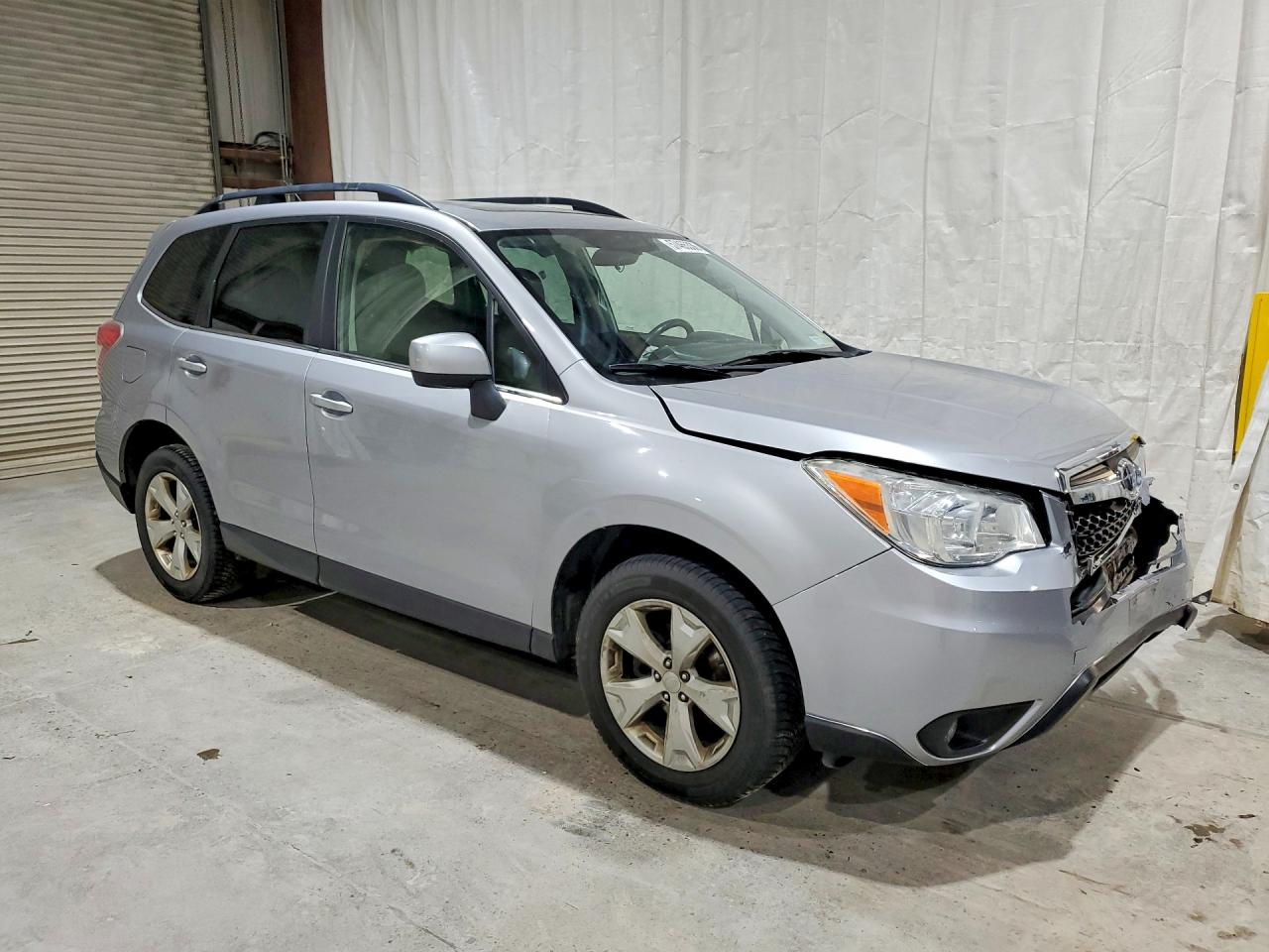 2015 Subaru Forester 2.5i Limited Silver vin: JF2SJAKC1FH464946
