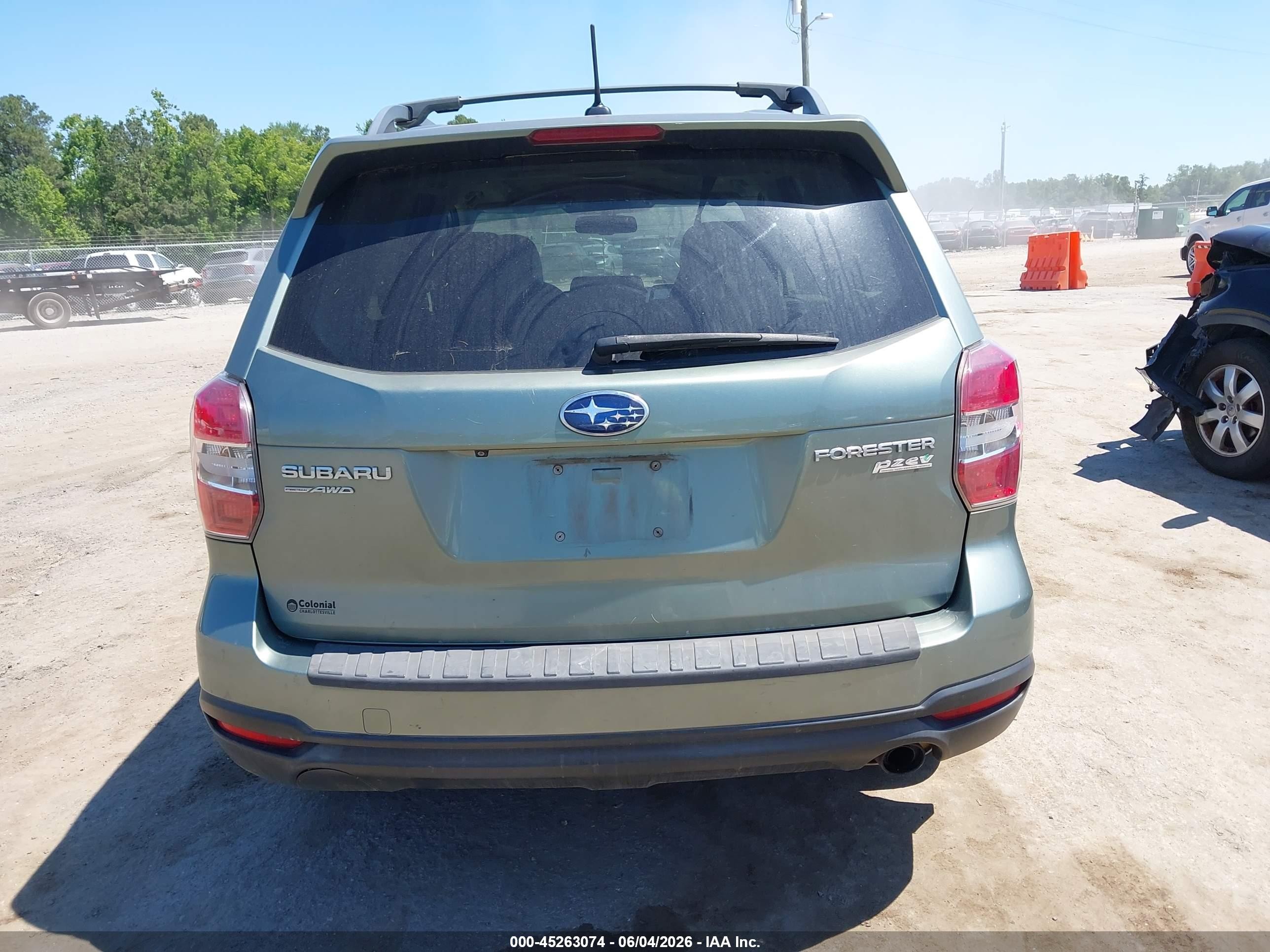 2015 Subaru Forester 2.5i Limited Green vin: JF2SJAKC3FH435027