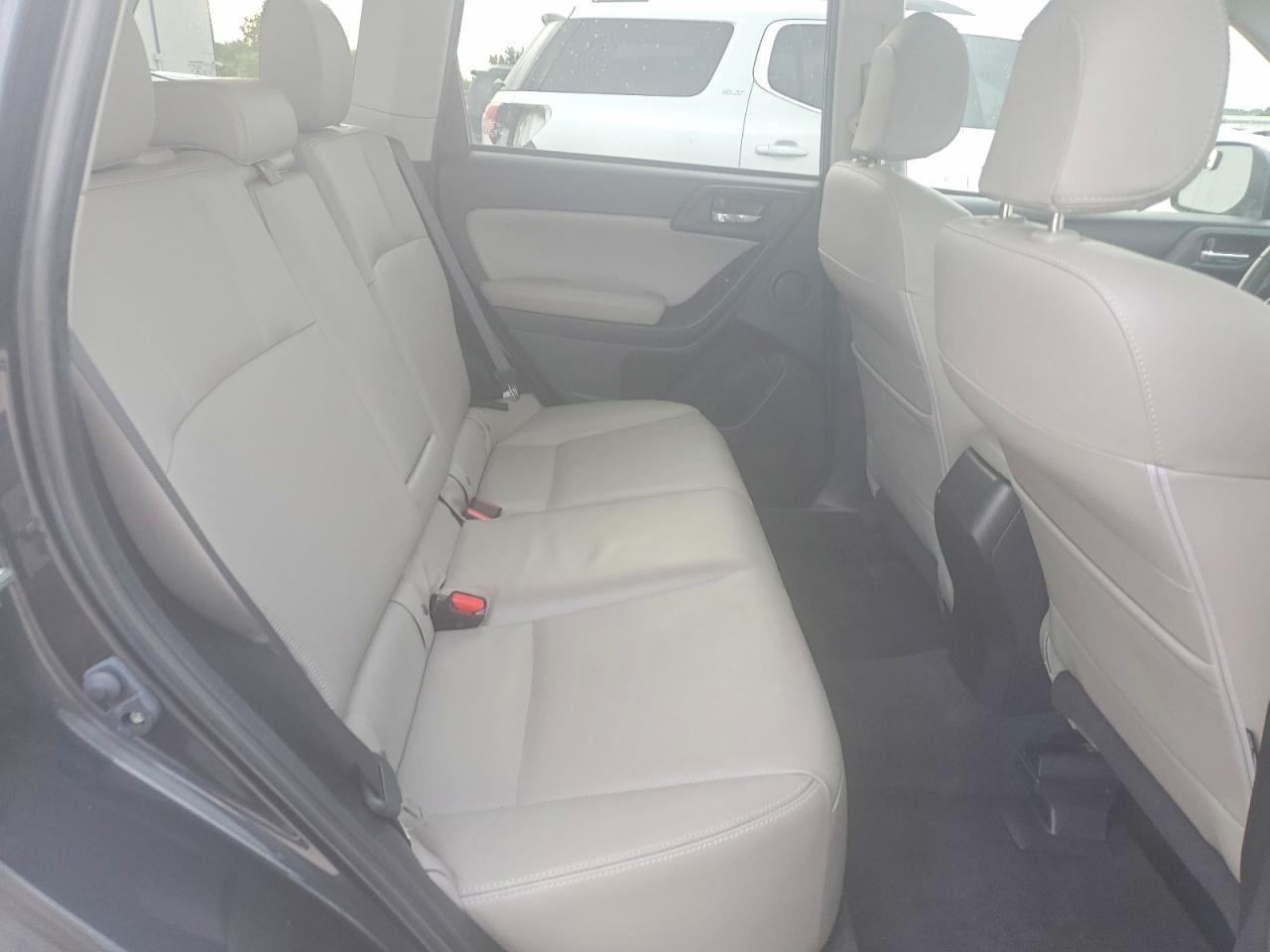2015 Subaru Forester 2.5i Limited Gray vin: JF2SJAKC3FH525858