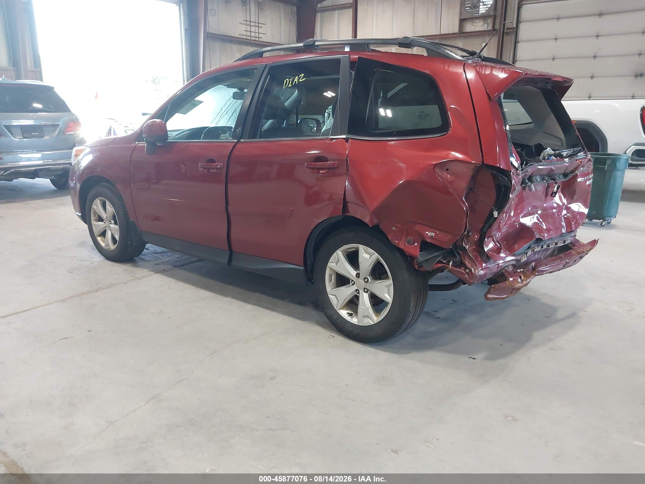 2015 Subaru Forester 2.5i Limited Красный vin: JF2SJAKC5FH430718