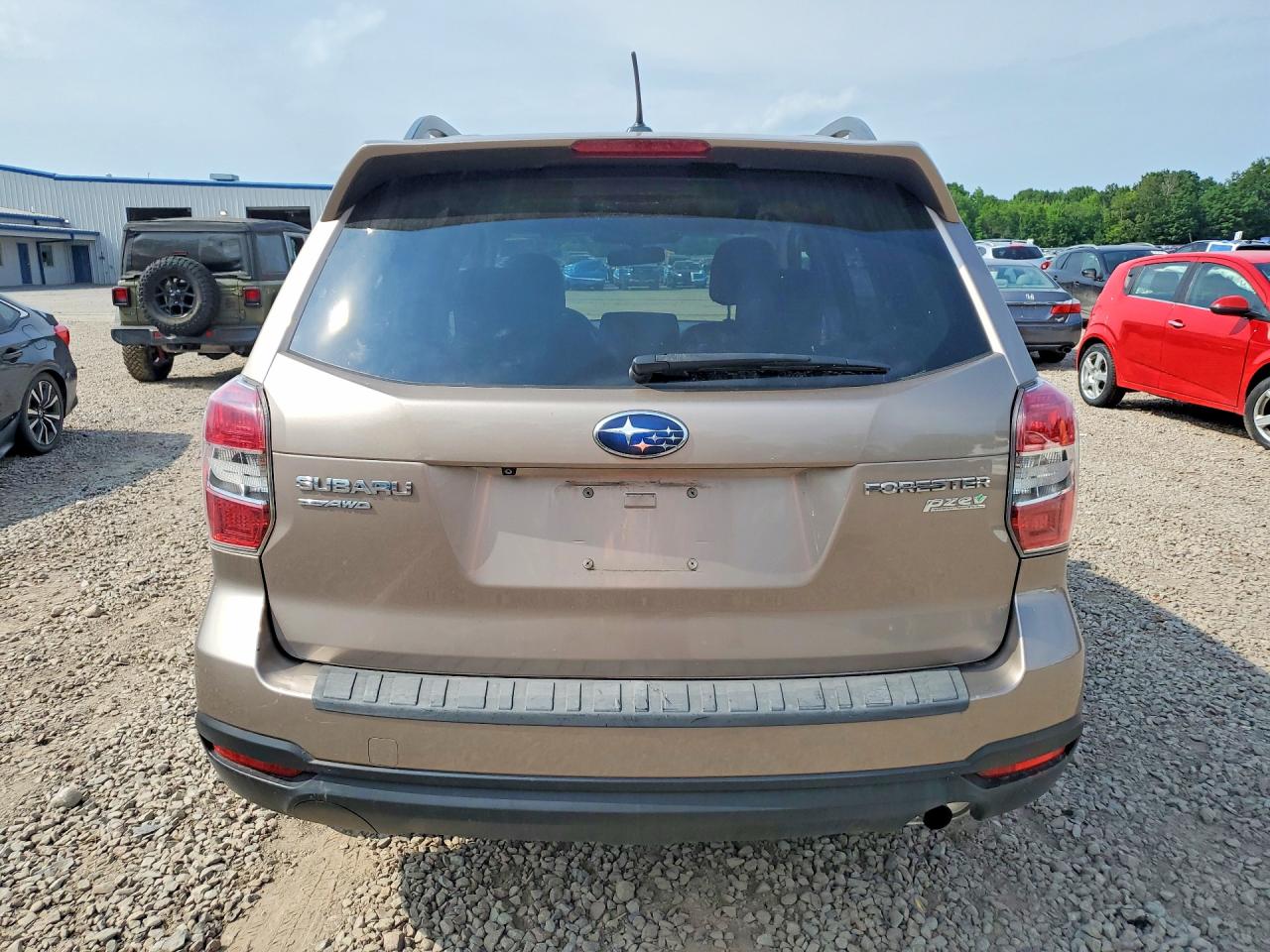 2015 Subaru Forester 2.5i Limited Gold vin: JF2SJAKC5FH469924