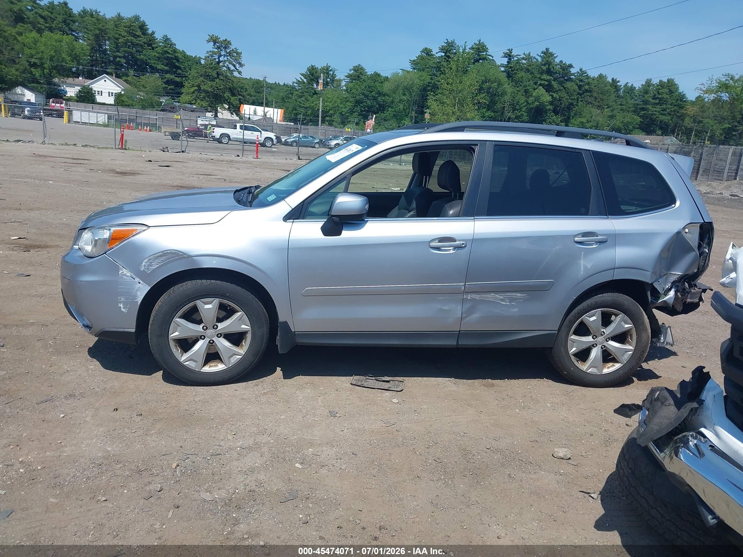 2015 Subaru Forester 2.5i Limited Silver vin: JF2SJAKC6FH498350