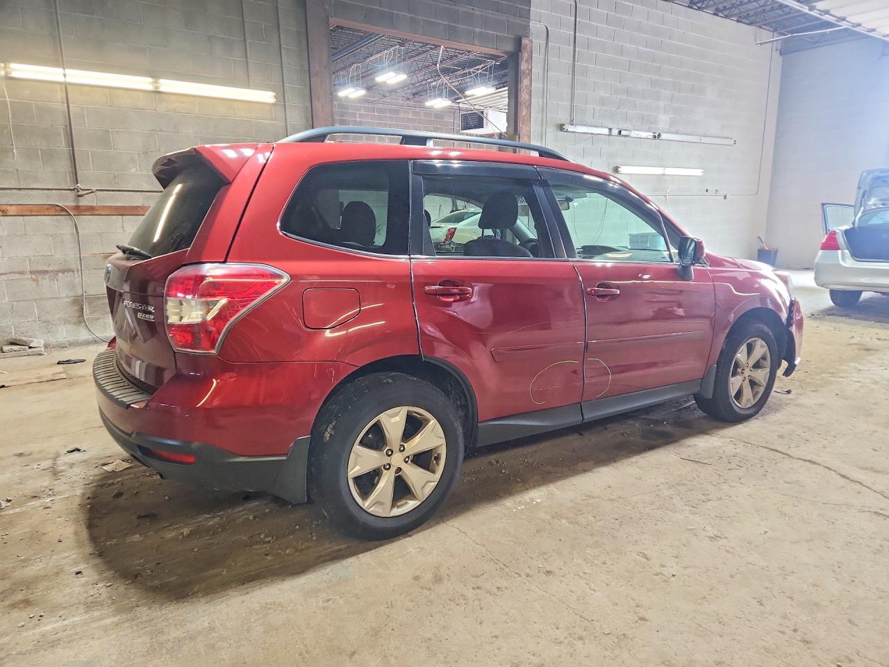 2015 Subaru Forester 2.5i Limited Burgundy vin: JF2SJAKC6FH584449