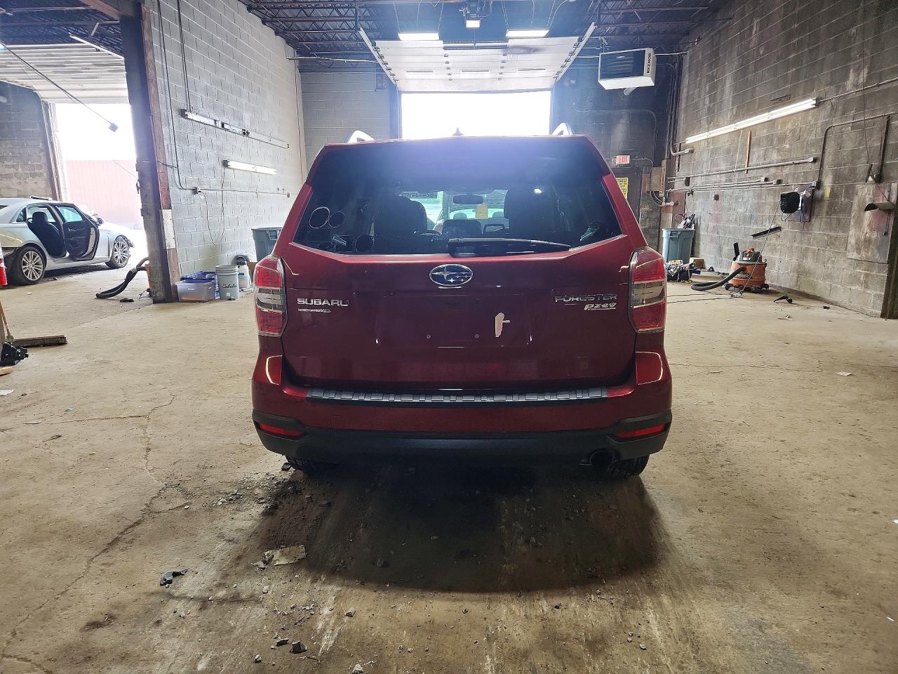 2015 Subaru Forester 2.5i Limited Burgundy vin: JF2SJAKC6FH584449