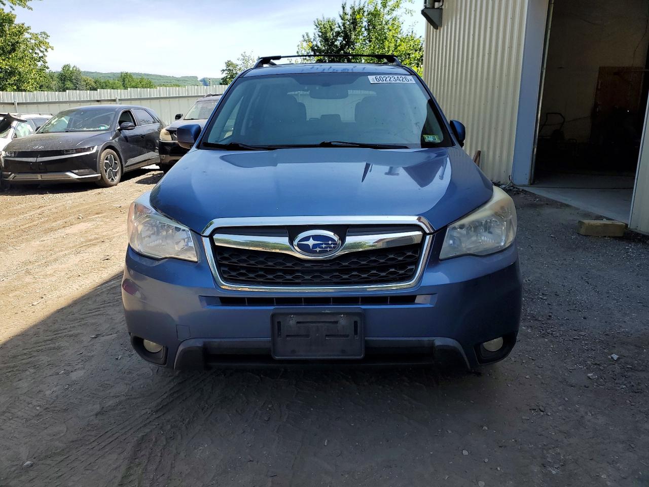 2015 Subaru Forester 2.5i Limited Blue vin: JF2SJAKCXFH428902