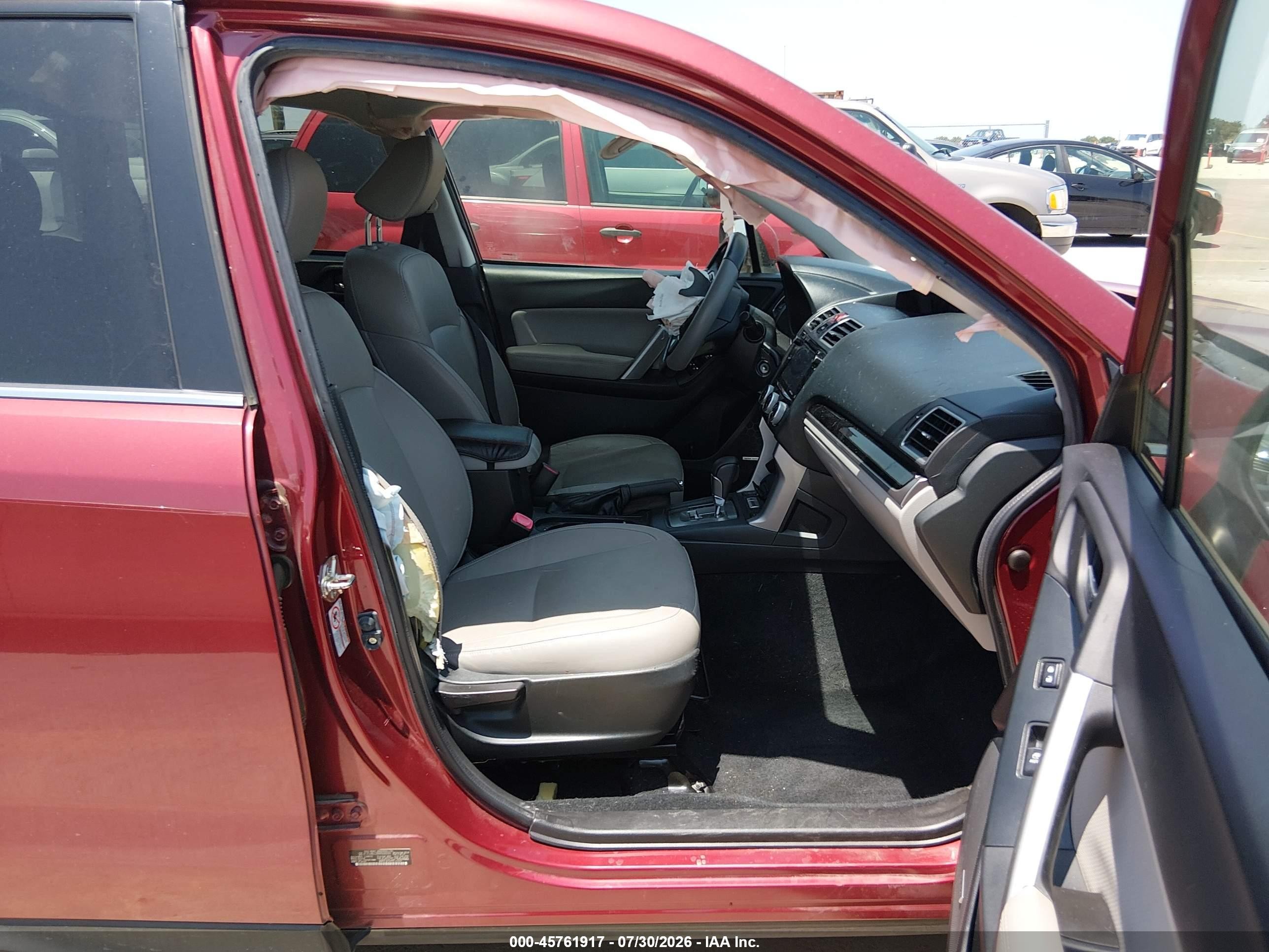 2017 Subaru Forester 2.5i Limited Бордовый vin: JF2SJALC8HH500181