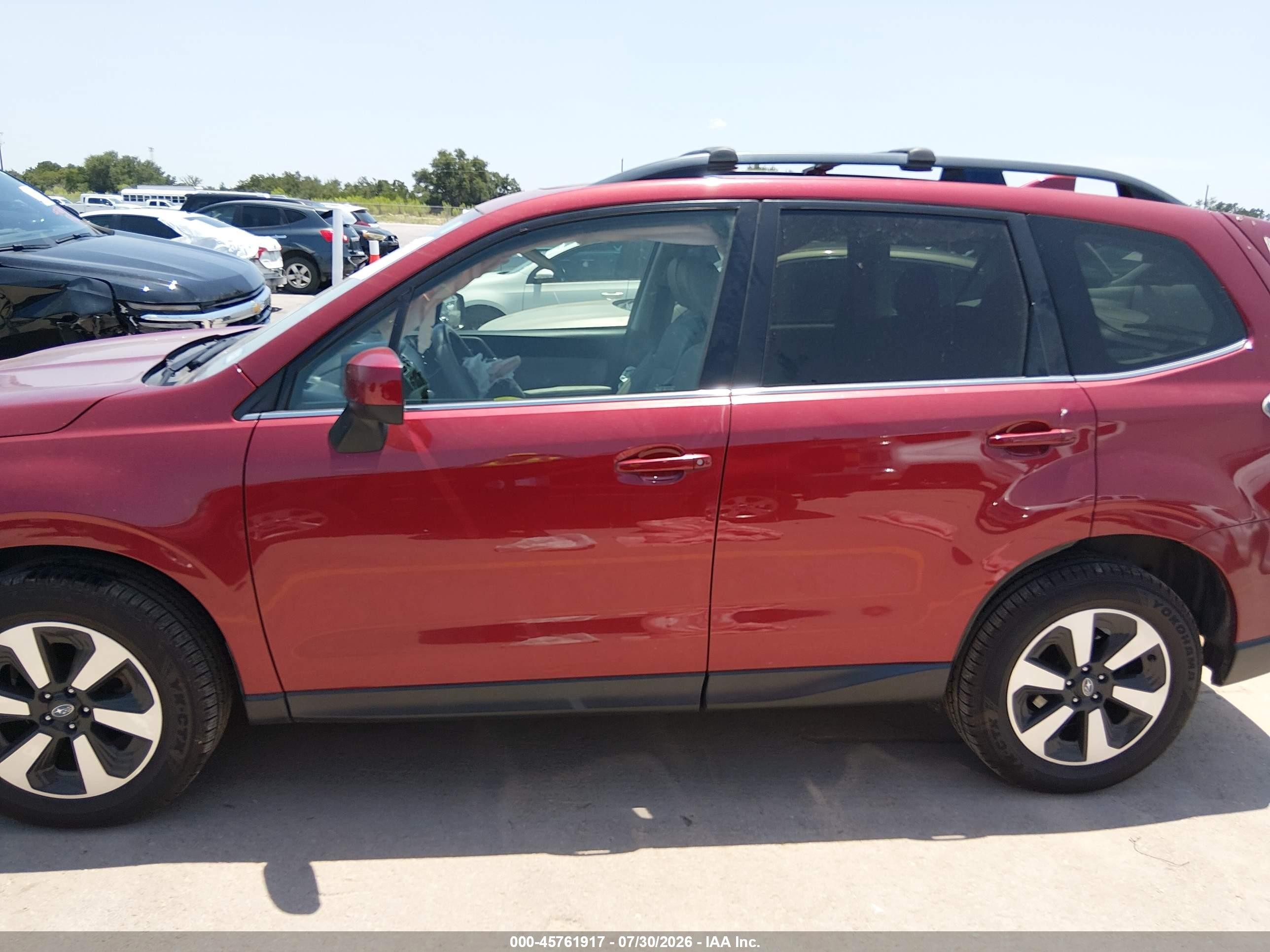 2017 Subaru Forester 2.5i Limited Бордовый vin: JF2SJALC8HH500181