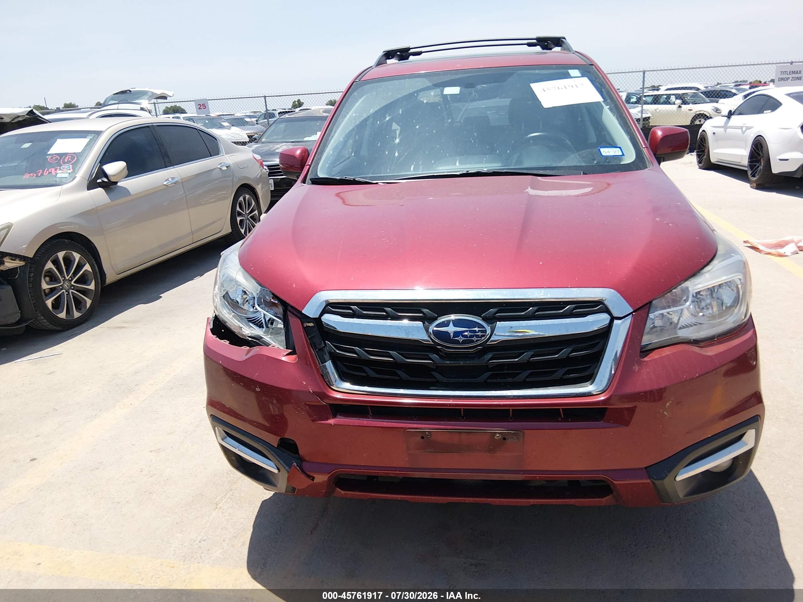 2017 Subaru Forester 2.5i Limited Бордовый vin: JF2SJALC8HH500181