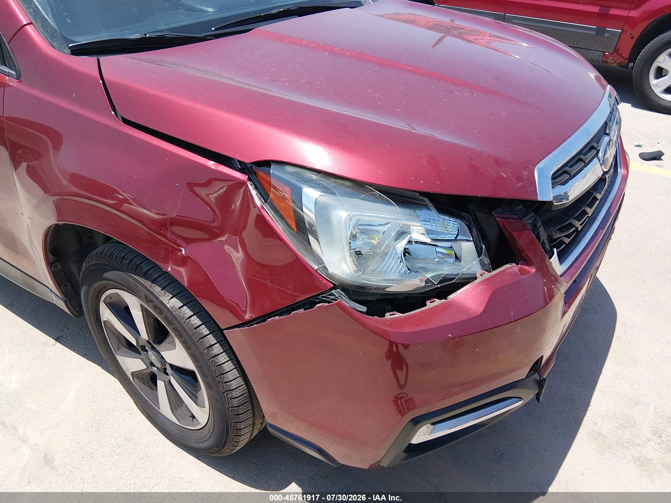 2017 Subaru Forester 2.5i Limited Бордовый vin: JF2SJALC8HH500181