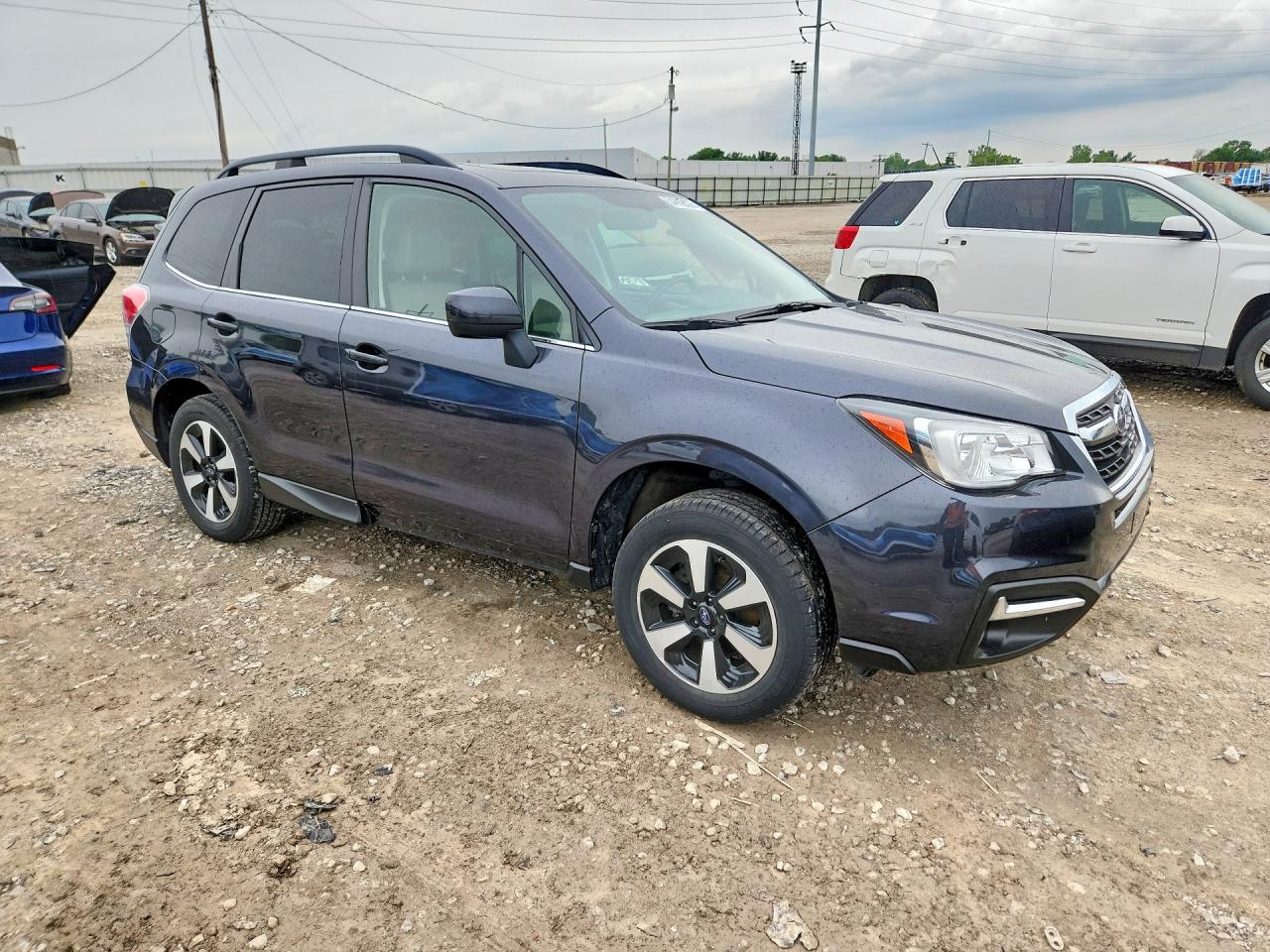 2018 Subaru Forester 2.5i Limited Gray vin: JF2SJALC9JH521790