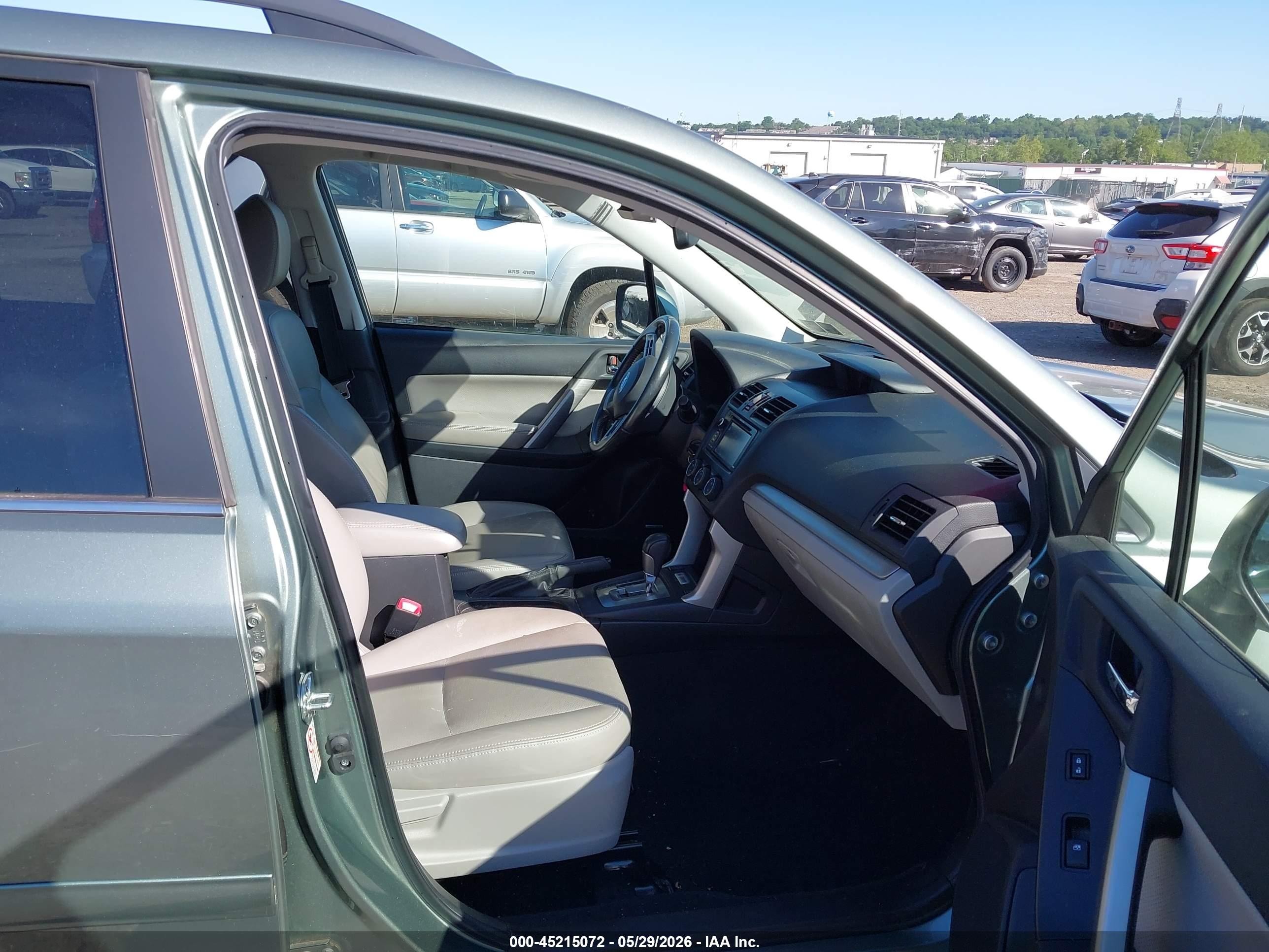 2014 Subaru Forester 2.5i Touring Green vin: JF2SJAMC0EH493222