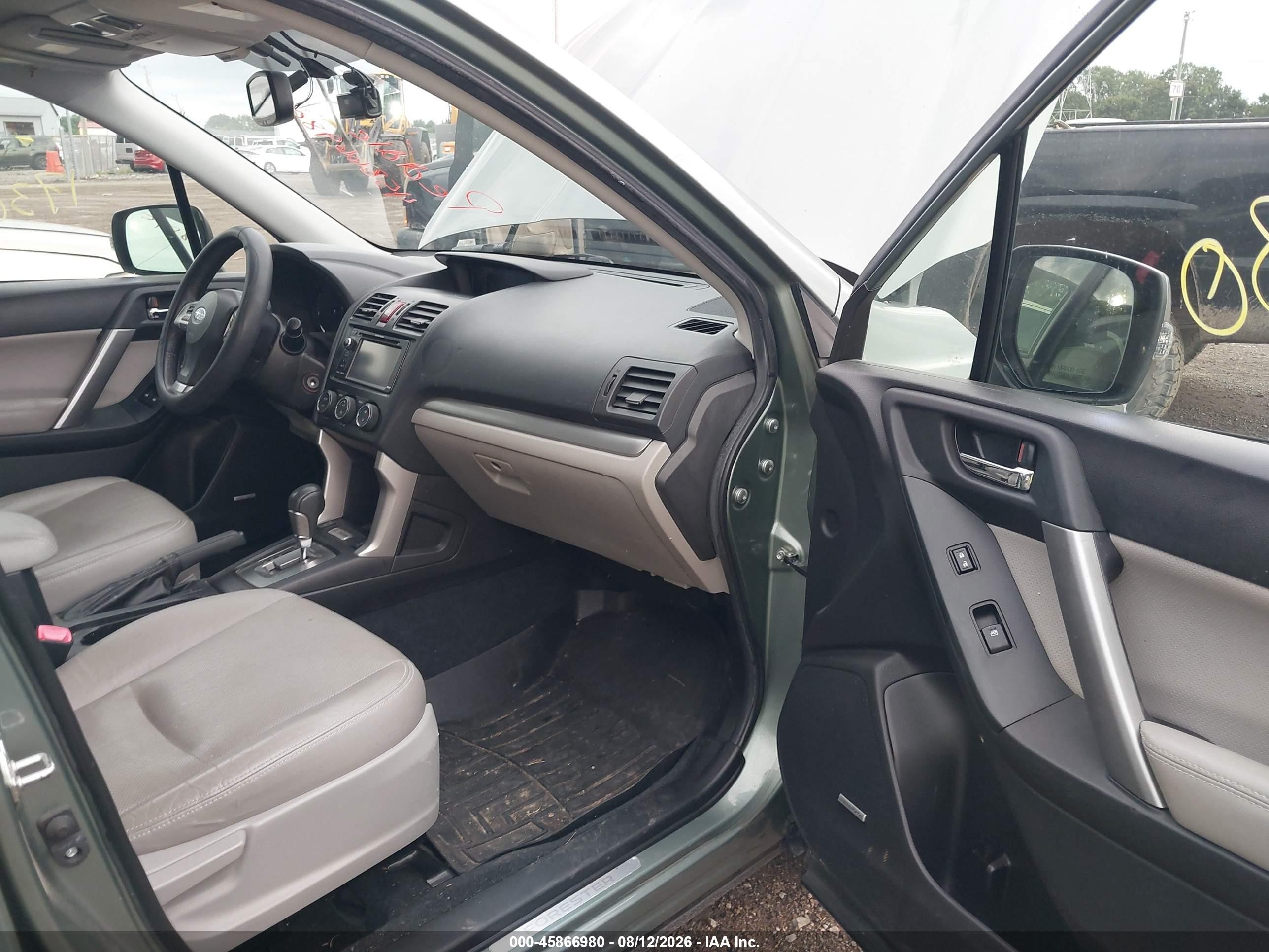 2014 Subaru Forester 2.5i Touring Green vin: JF2SJAMC0EH499733