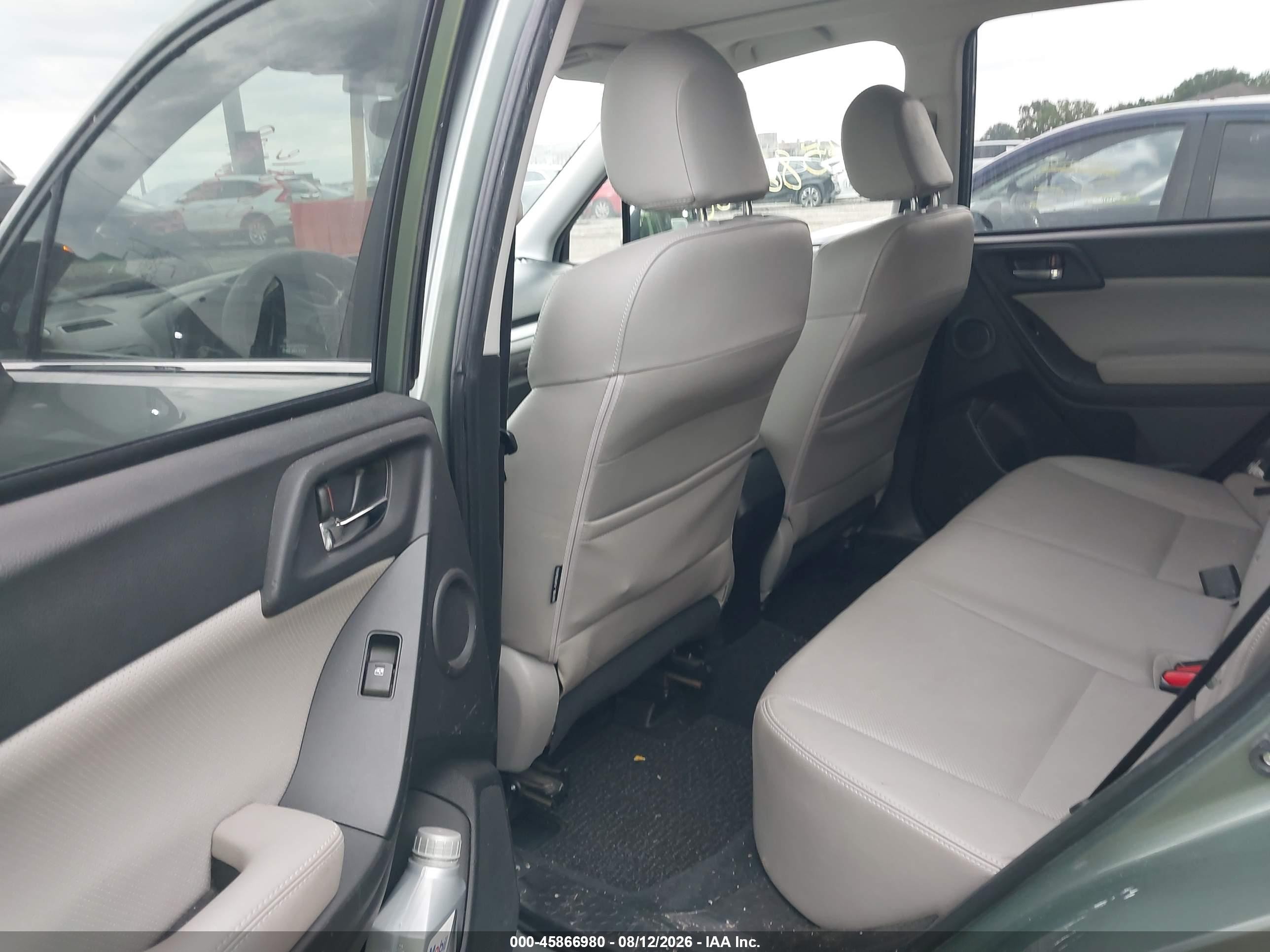 2014 Subaru Forester 2.5i Touring Green vin: JF2SJAMC0EH499733