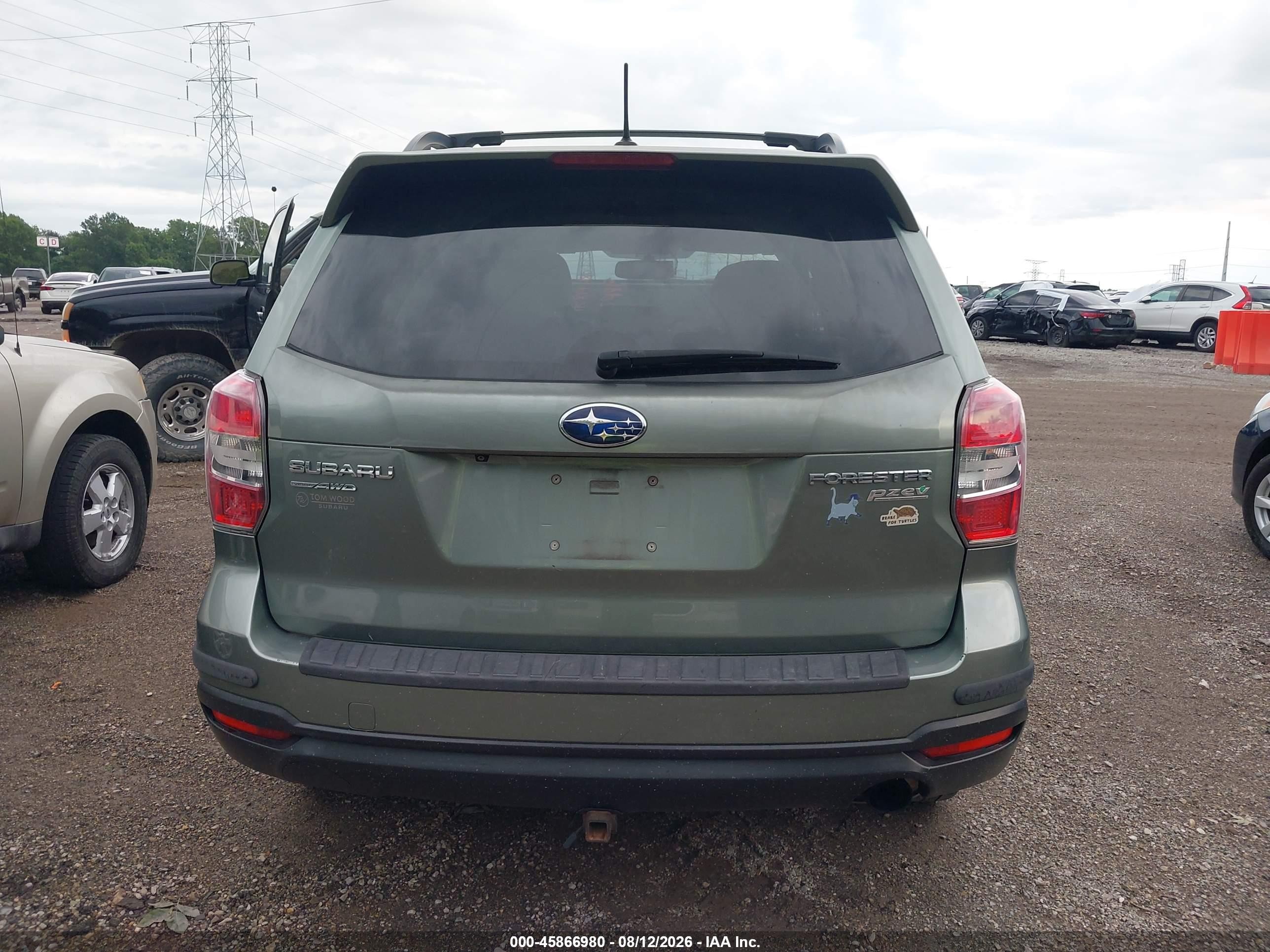 2014 Subaru Forester 2.5i Touring Green vin: JF2SJAMC0EH499733