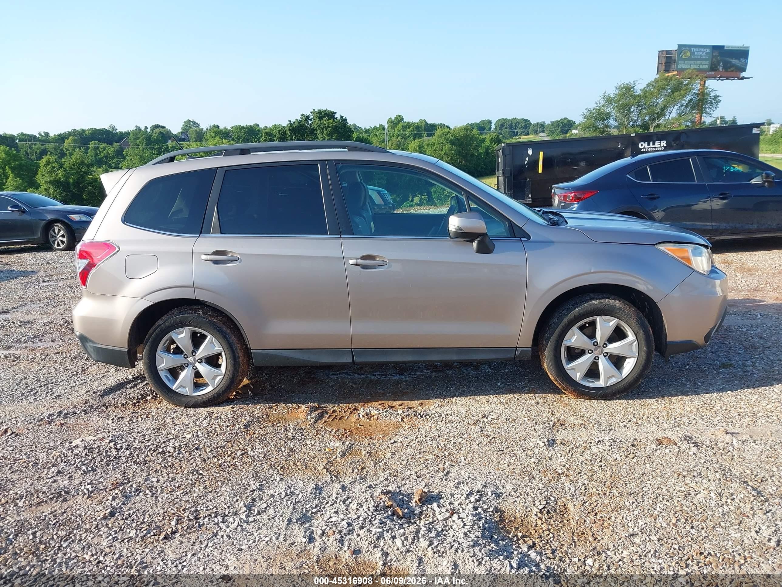 2014 Subaru Forester 2.5i Touring Brown vin: JF2SJAMC0EH543018