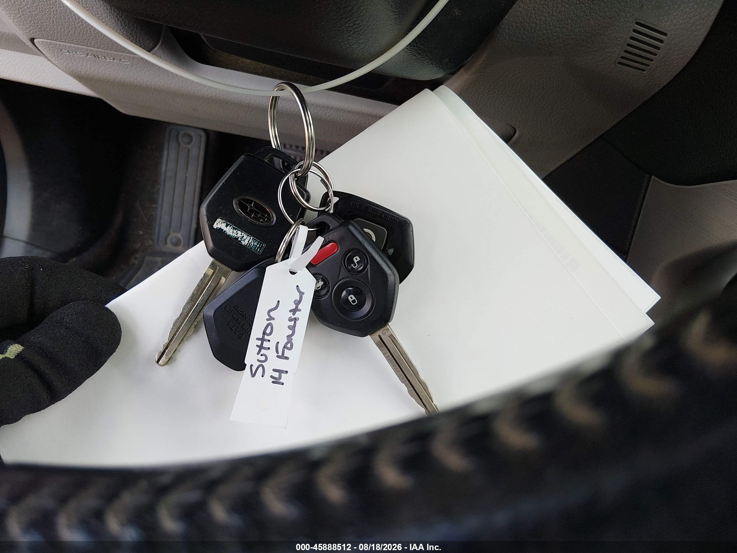 2014 Subaru Forester 2.5i Touring Silver vin: JF2SJAMC1EH474467