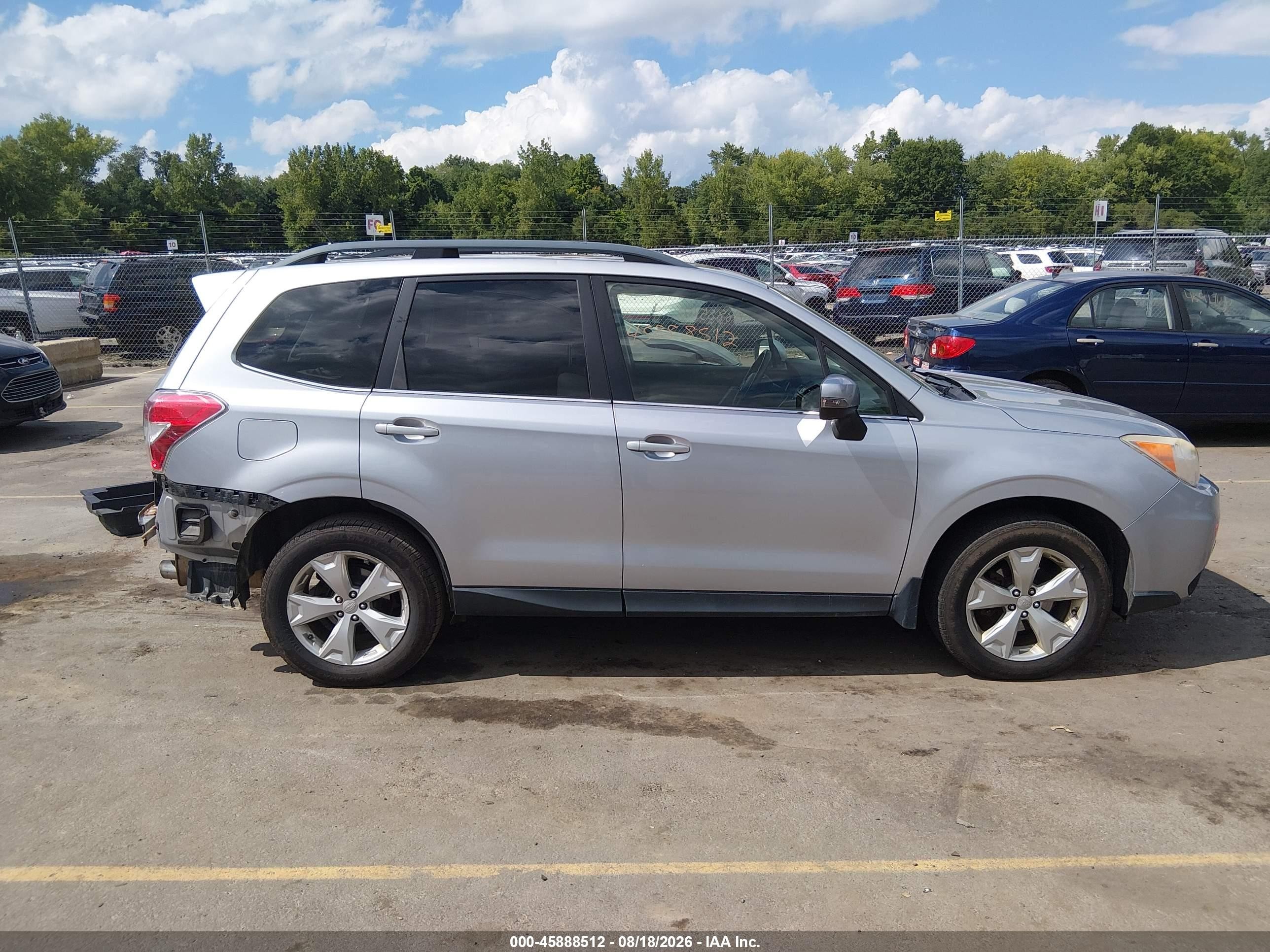 2014 Subaru Forester 2.5i Touring Silver vin: JF2SJAMC1EH474467