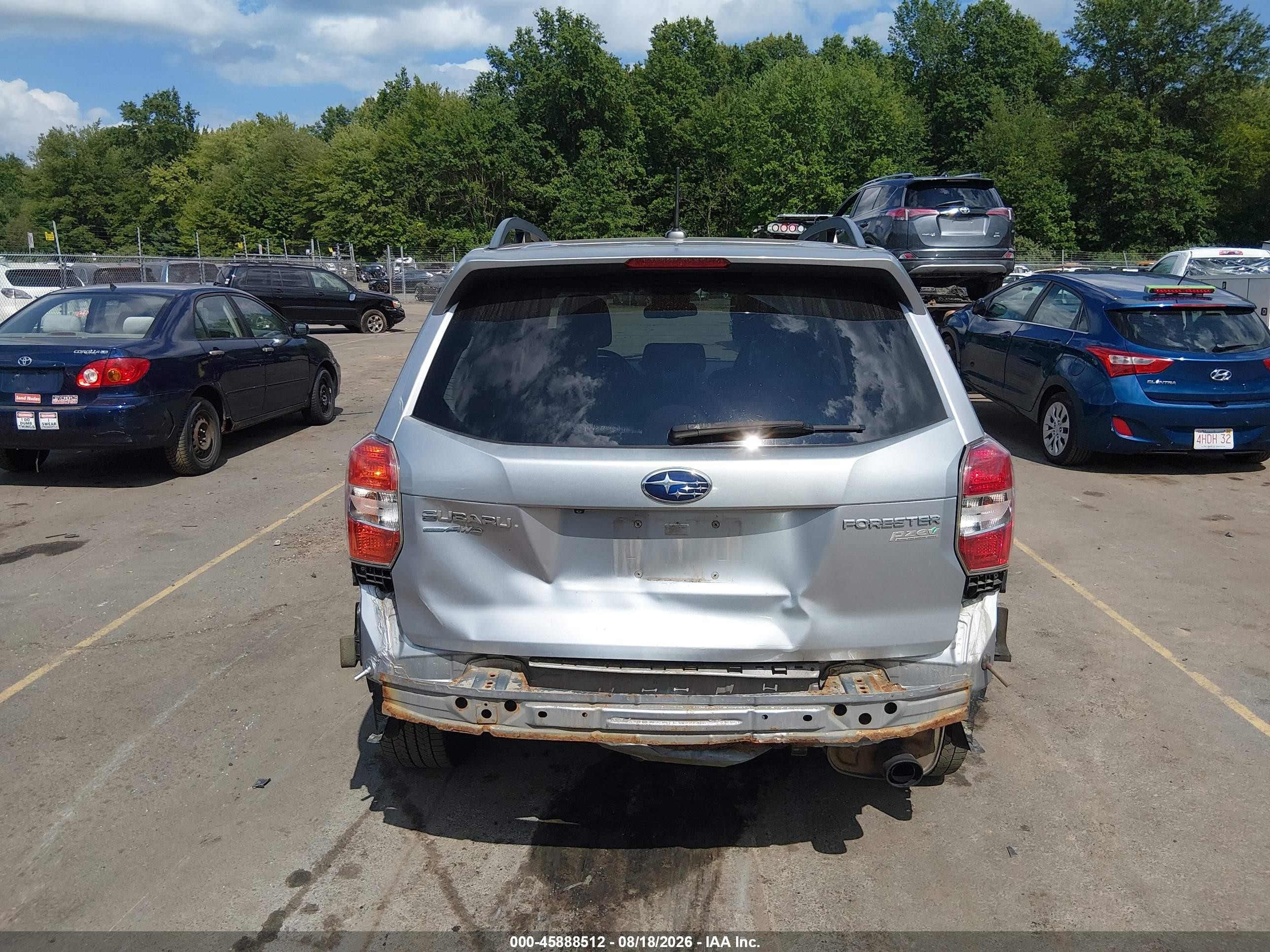 2014 Subaru Forester 2.5i Touring Silver vin: JF2SJAMC1EH474467