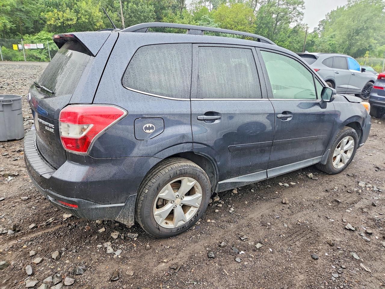 2014 Subaru Forester 2.5i Touring Black vin: JF2SJAMC2EH518749