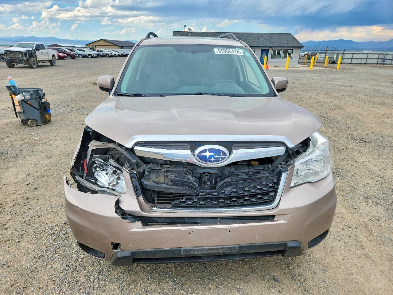 2014 Subaru Forester 2.5i Touring Beige vin: JF2SJAMC3EH407191