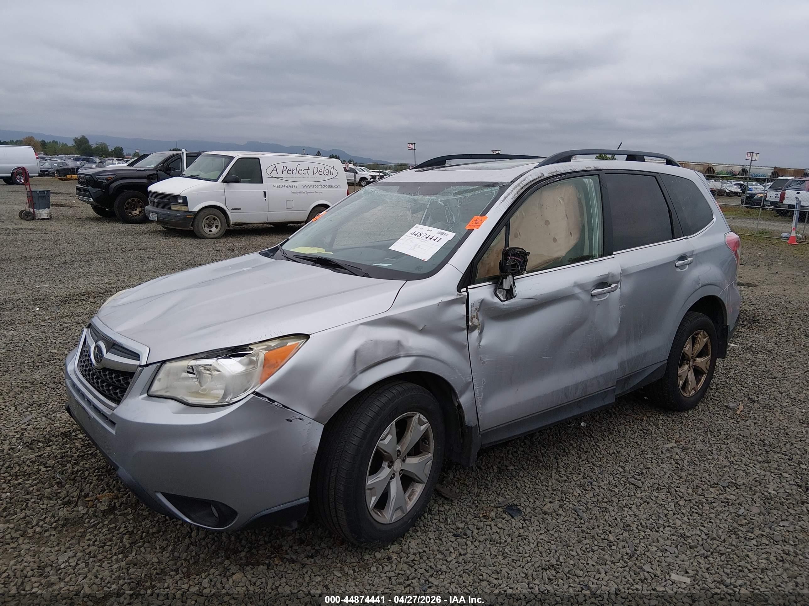 2014 Subaru Forester 2.5i Touring Silver vin: JF2SJAMC3EH499189