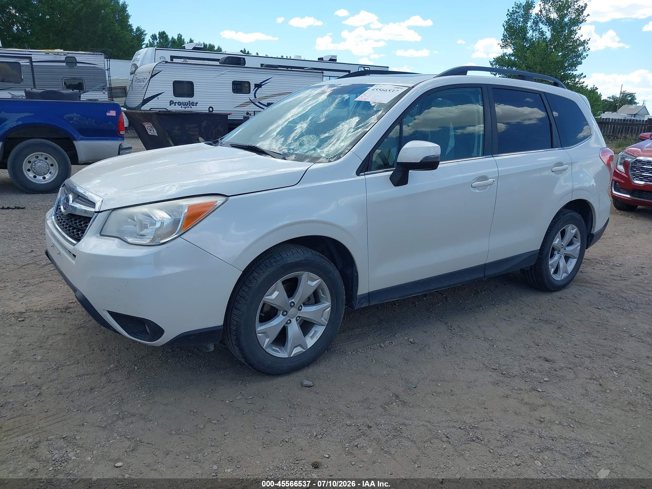 2014 Subaru Forester 2.5i Touring White vin: JF2SJAMC4EH481655