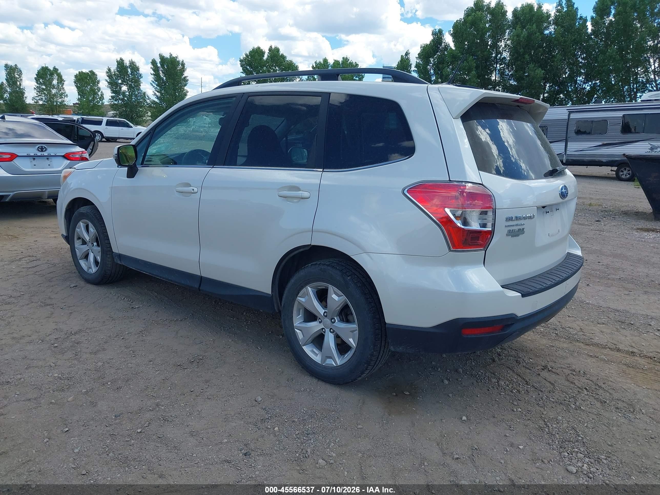 2014 Subaru Forester 2.5i Touring White vin: JF2SJAMC4EH481655