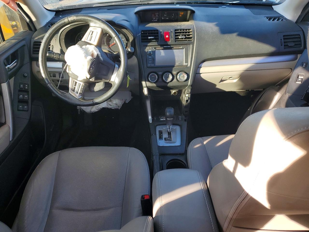 2014 Subaru Forester 2.5i Touring Gray vin: JF2SJAMC4EH518977
