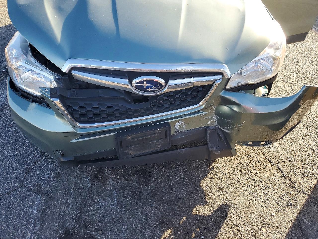 2014 Subaru Forester 2.5i Touring Gray vin: JF2SJAMC4EH518977