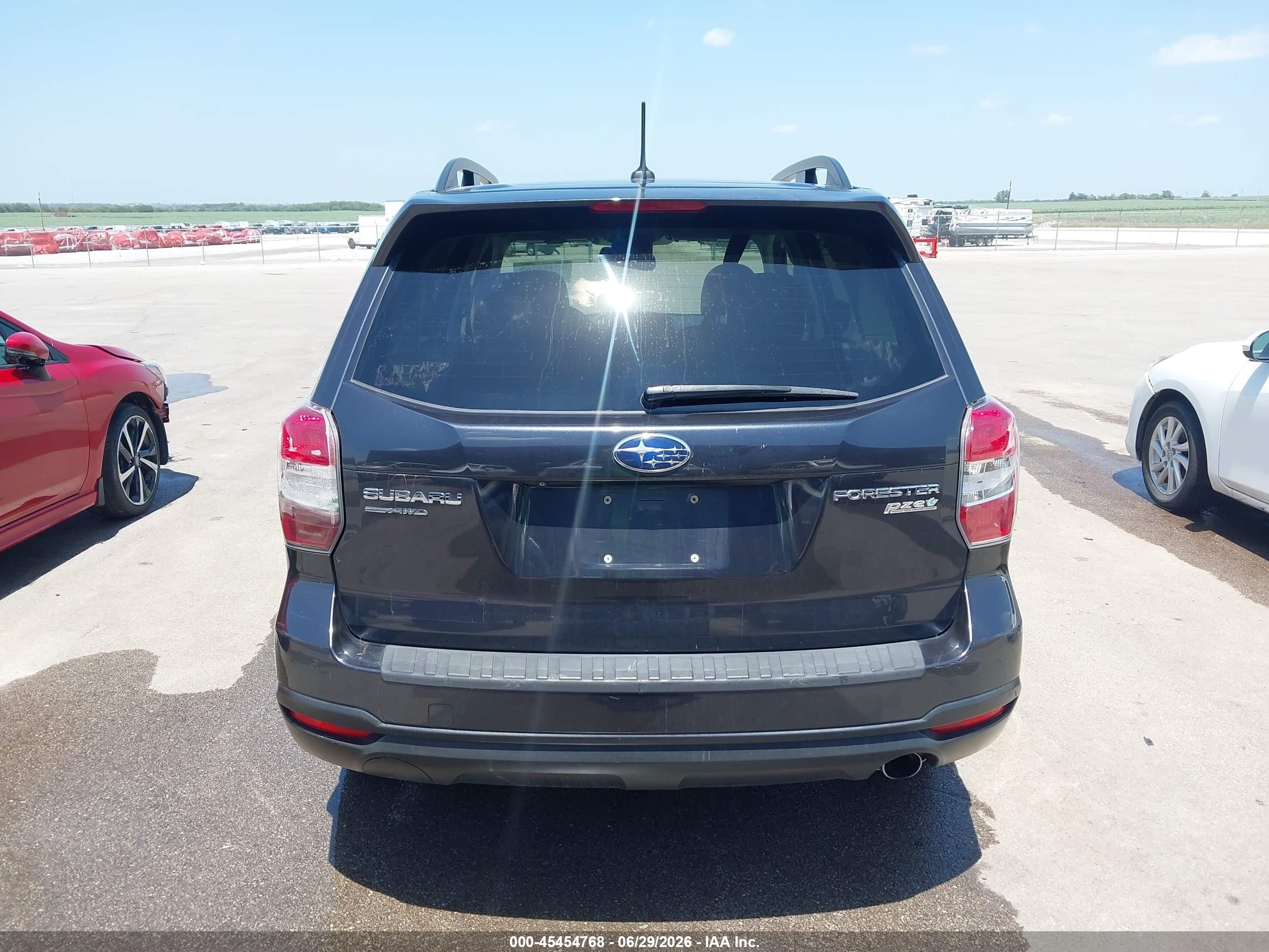 2014 Subaru Forester 2.5i Touring Синий vin: JF2SJAMC4EH526755
