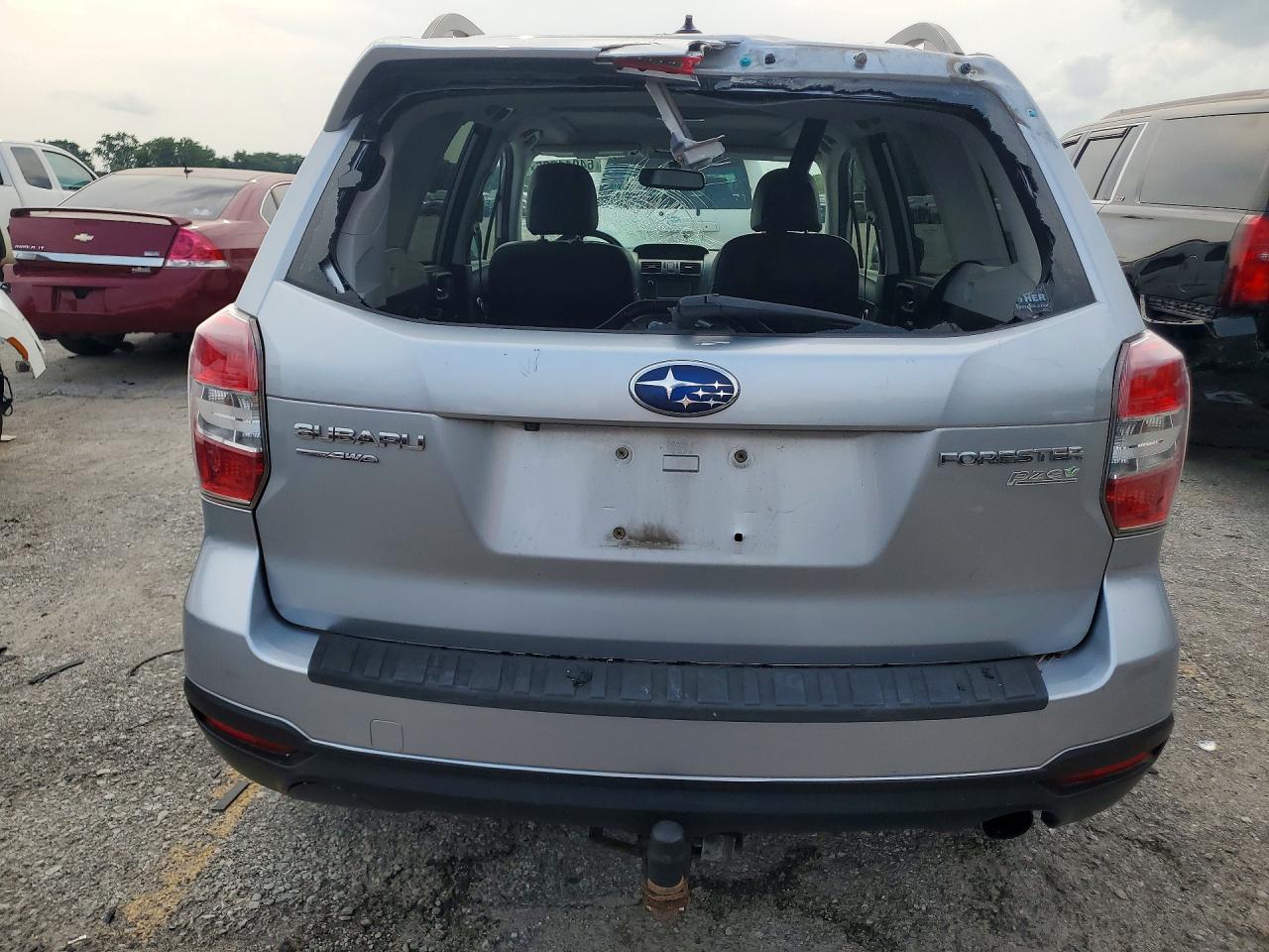 2014 Subaru Forester 2.5i Touring Silver vin: JF2SJAMC4EH531809