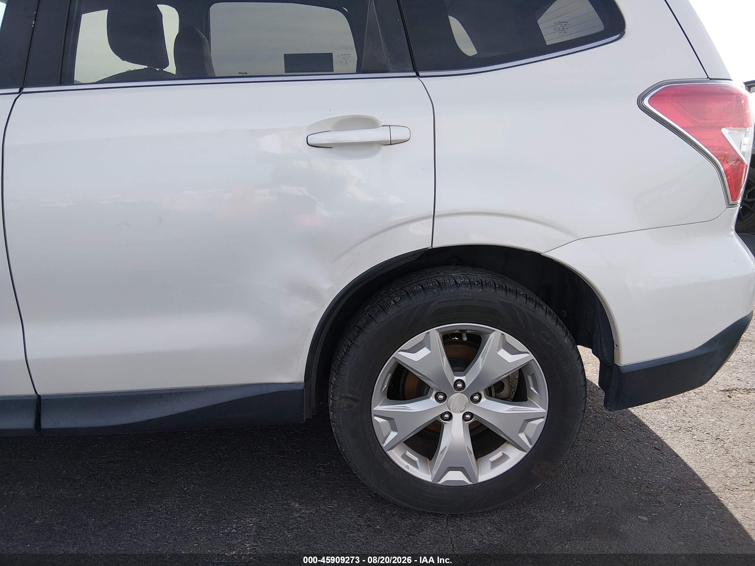 2014 Subaru Forester 2.5i Touring White vin: JF2SJAMC6EH435308