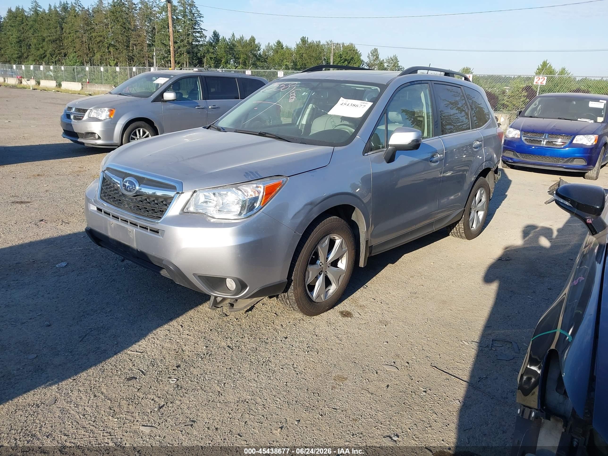 2014 Subaru Forester 2.5i Touring Silver vin: JF2SJAMC7EH407694